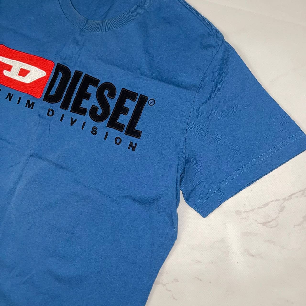 Diesel Vintage Diesel T-Shirt Big Logo Japanese Y2K Size XL Blue Size US XL / EU 56 / 4 - 6 Thumbnail