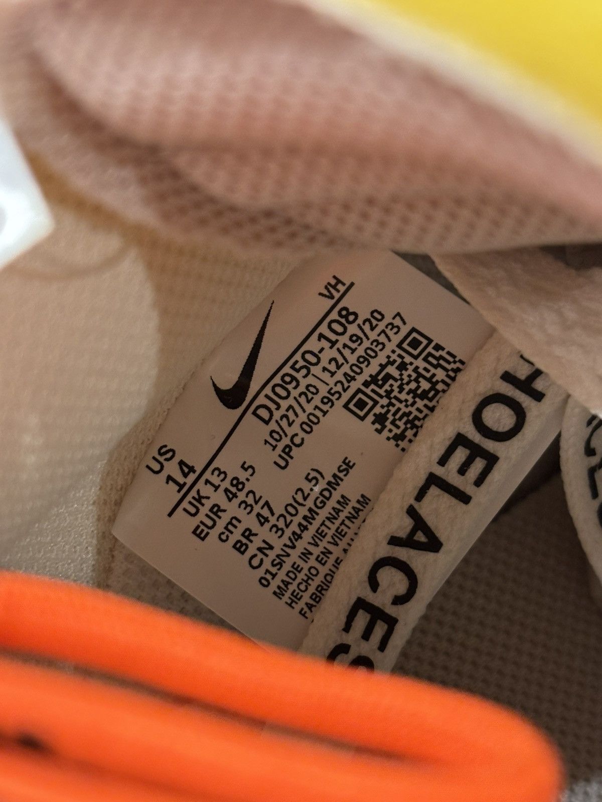 Nike × Off-White Nike Dunk Low ‘Off-White Lot 11’ Size US 14 / EU 47 - 6 Thumbnail