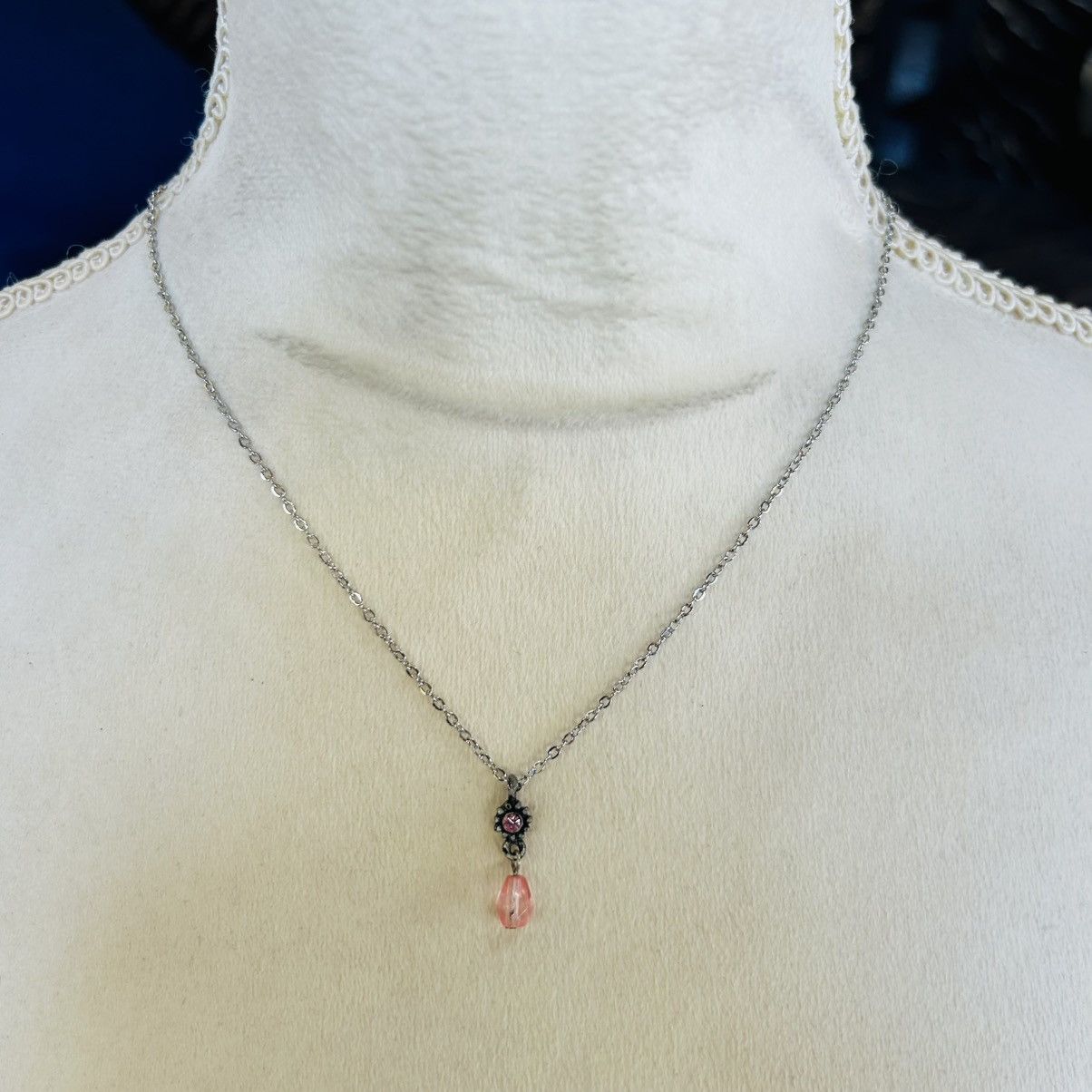 Handmade Handcrafted elegant pink glass pendant on chain necklace Size ONE SIZE - 2 Thumbnail
