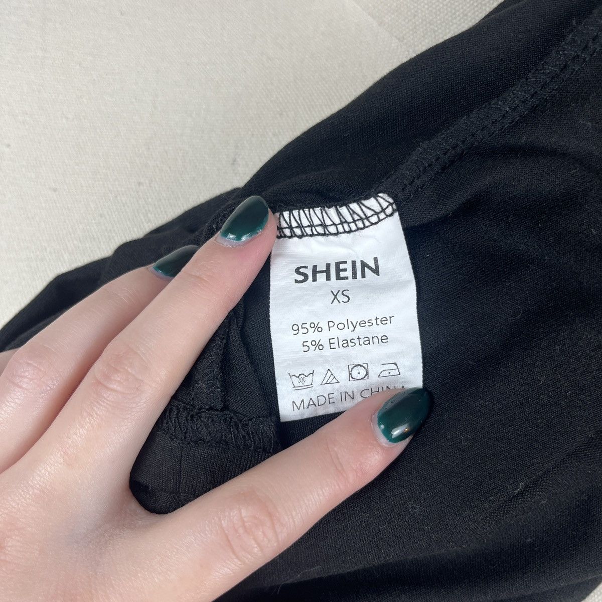 Shein Black SHEIN moody girl open shoulder long sleeve top Size XS / US 0-2 / IT 36-38 - 3 Thumbnail