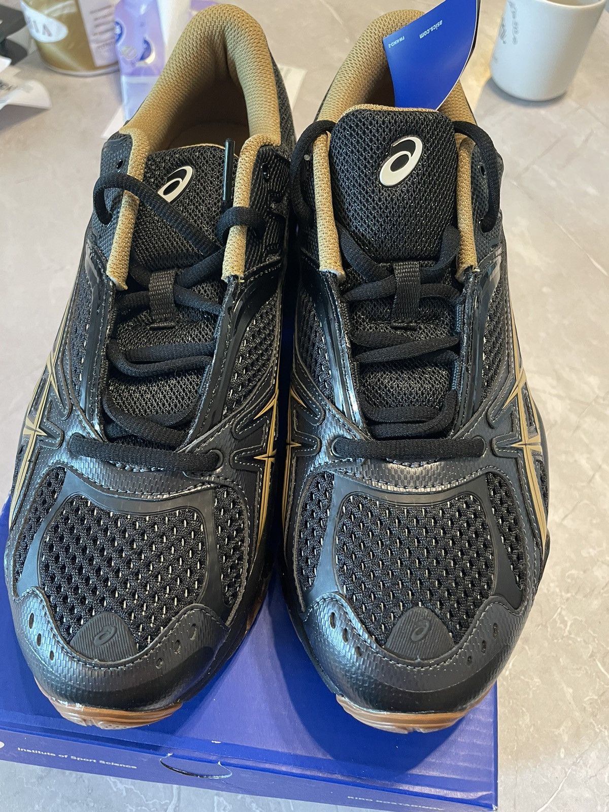 【Asics x Kiko】Kostadinov Gel-Quantum Zientzia Black Brown GEL-QUANTUM ZIENTZIA | Unisex | Black/Brown | Sportstyle