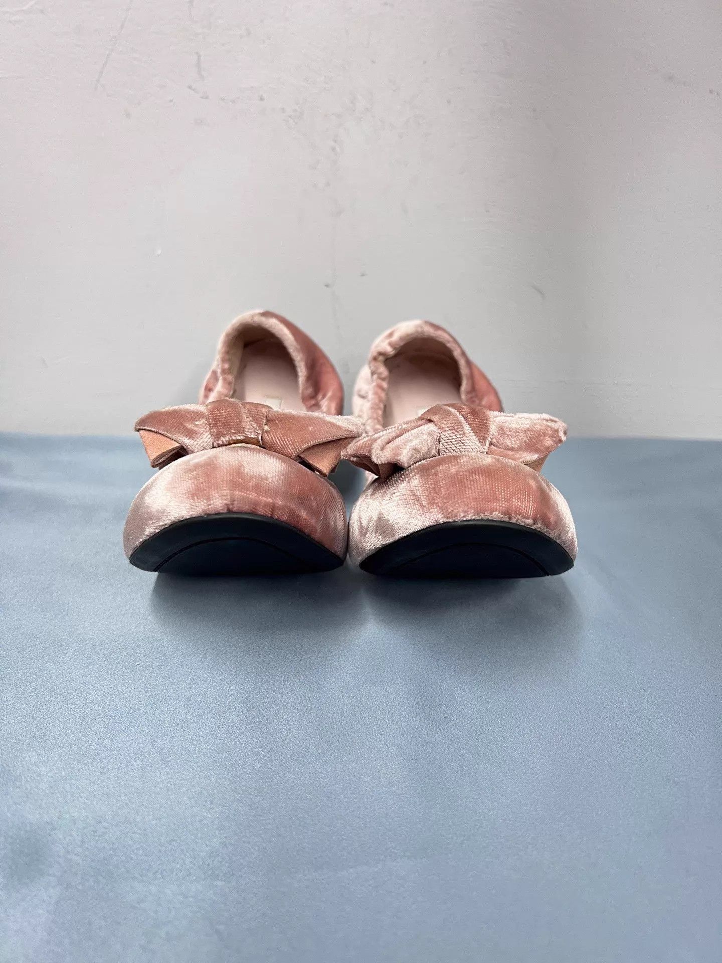 Miu Miu MiuMiu Velvet Bow Ballet Flats EU36.5 New BF5001 Size US 6 / IT 36 - 2 Thumbnail
