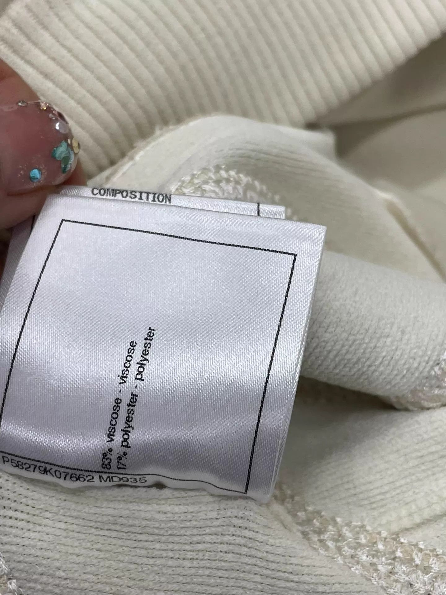Chanel Chanel White & Black Big Logo Oversized Hoodie Size XS / US 0-2 / IT 36-38 - 7 Thumbnail