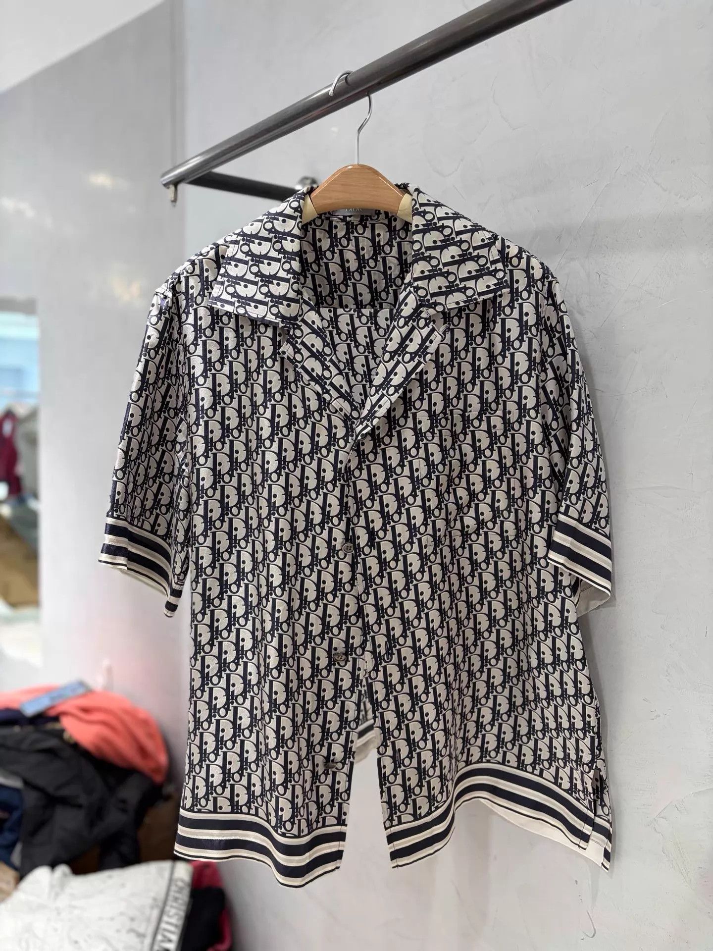 Dior Dior Oblique 100%Silk Oversized Pajama ShortSleeve 38 Mint Size US S / EU 44-46 / 1 - 6 Thumbnail