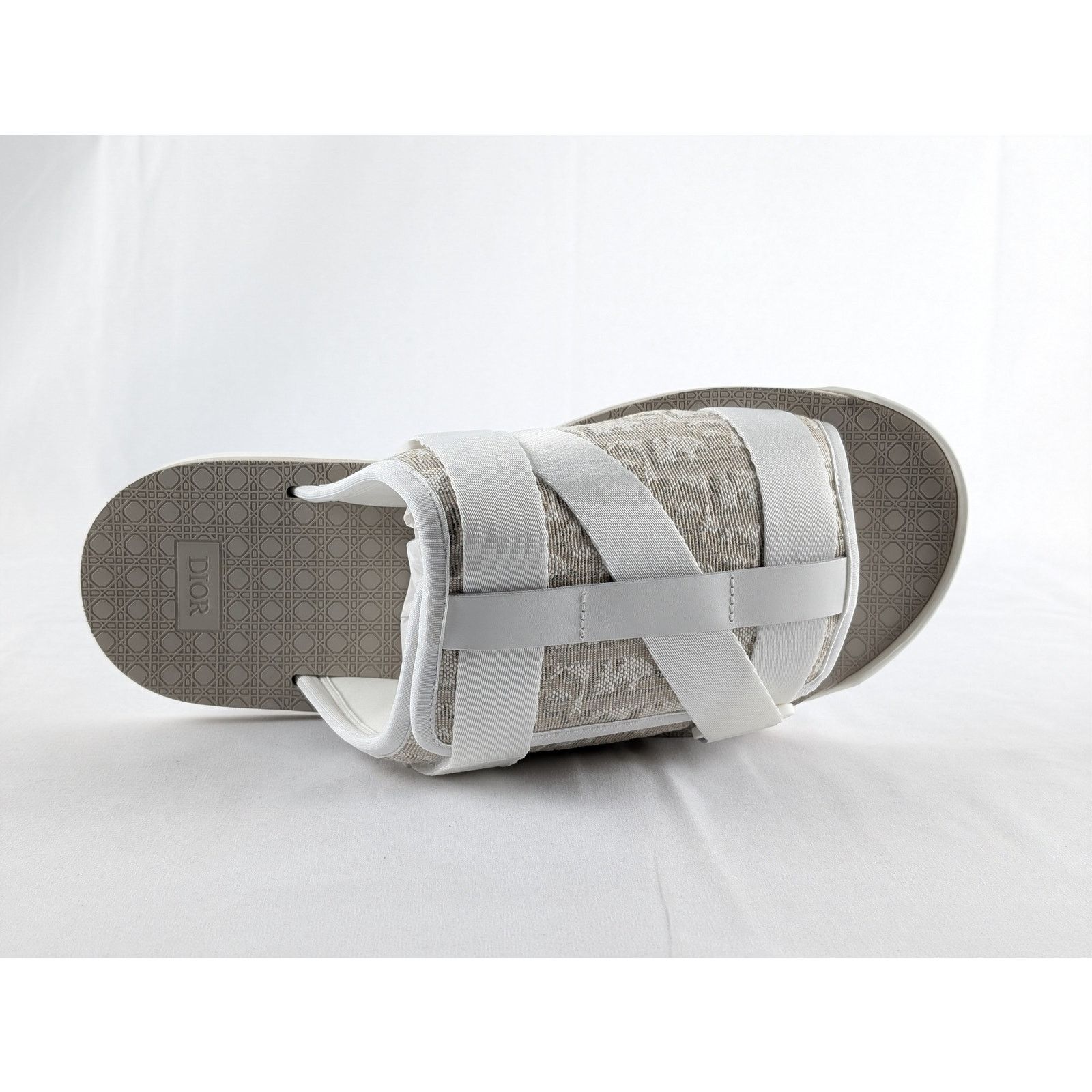 Dior o1rshd1 Sandal M-Alpha Sandal in Beige/White Size US 7 / EU 40 - 7 Thumbnail