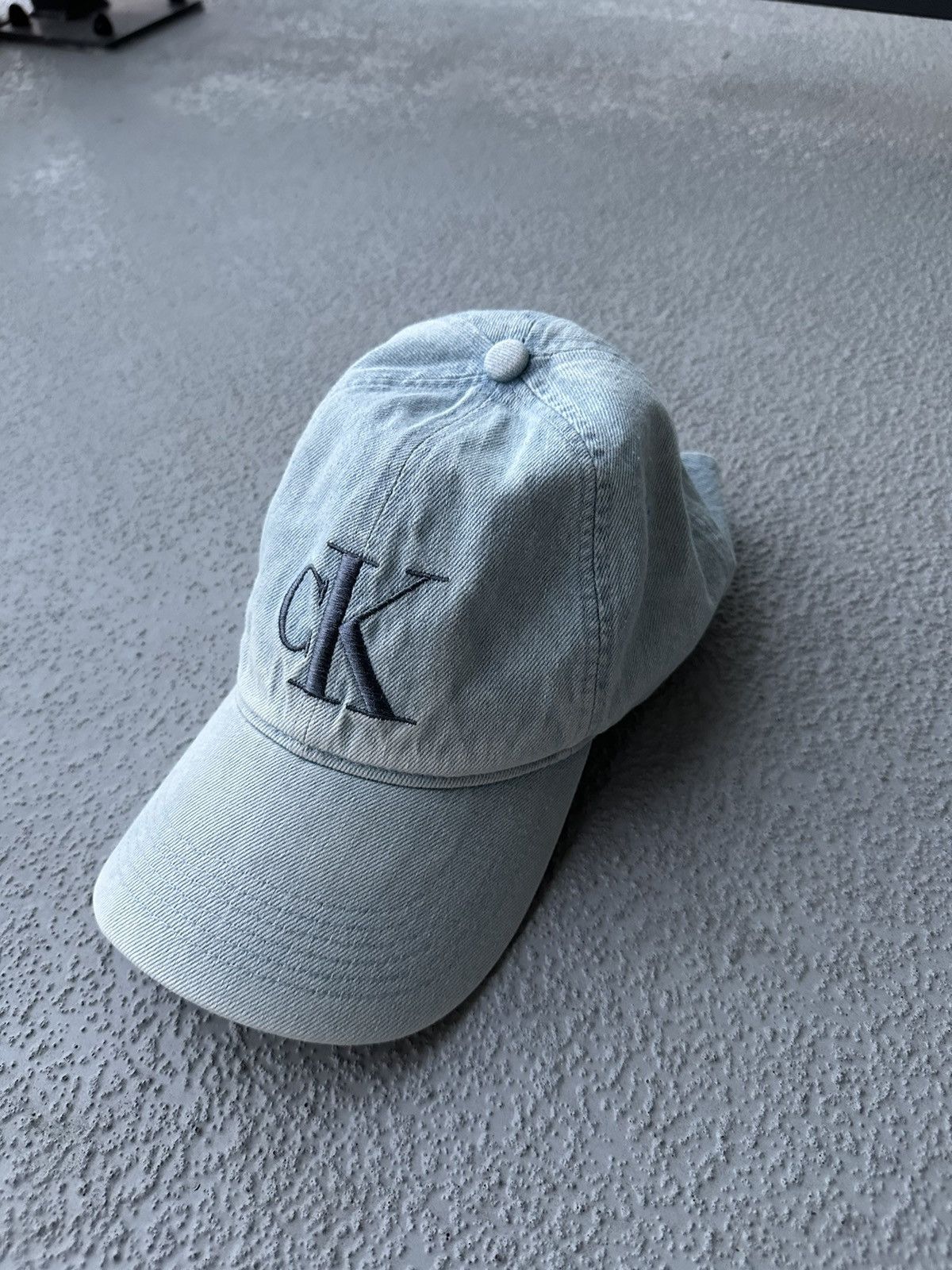 Calvin Klein CALVIN KLEIN LIGHT BLUE DEMIN LOGO CAP Size ONE SIZE - 1 Thumbnail