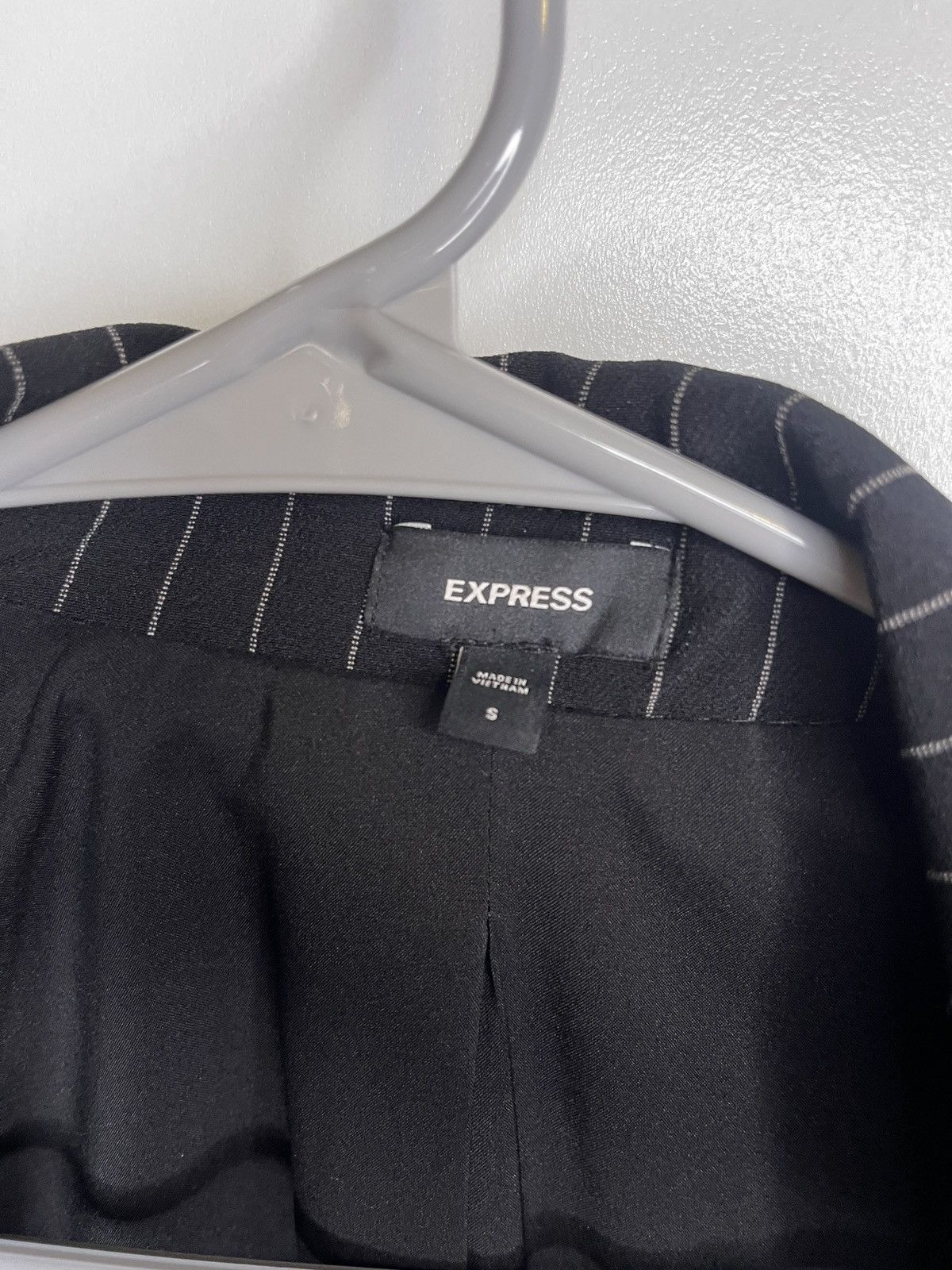 Express Pinstripe women’s blazer Size S / US 4 / IT 40 - 2 Thumbnail