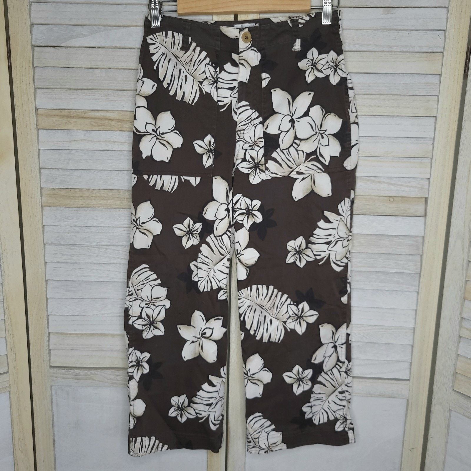 Chicos small flaw Chicos Sz 0 Floral Crop Pants Stretch Size 27" / US 4 / IT 40 - 1 Thumbnail