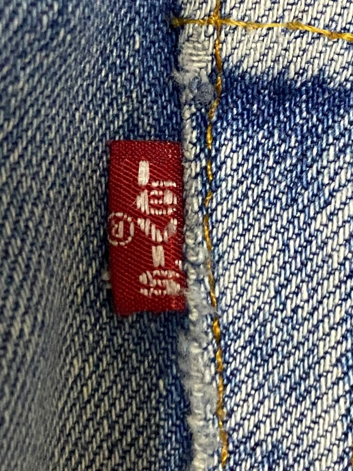 Levi's Vintage Clothing Vintage Levis 501 80’s Button 501 Distressed Loose Jeans Size US 32 / EU 48 - 12 Thumbnail