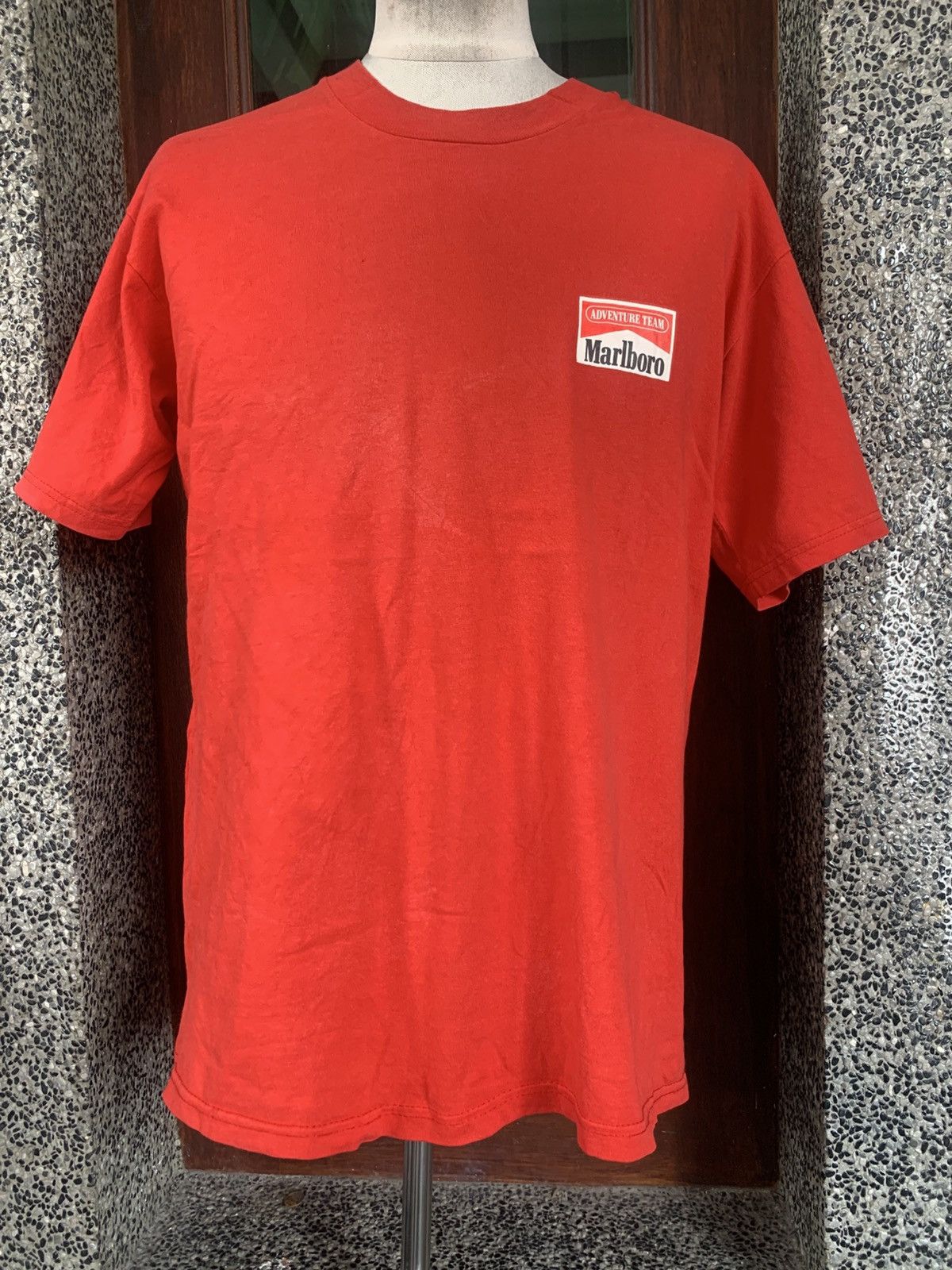 Marlboro Adventure Team × Vintage Vintage 90s Marlboro Adventure Team T shirt Size US L / EU 52-54 / 3 - 3 Thumbnail
