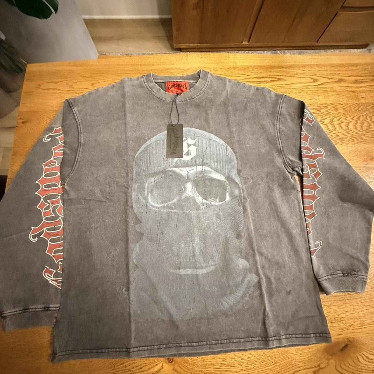 Godspeed Brand new Godspeed “Balaclava Szn” L/S in Grey Wash, size L Size US L / EU 52-54 / 3 - 1 Thumbnail