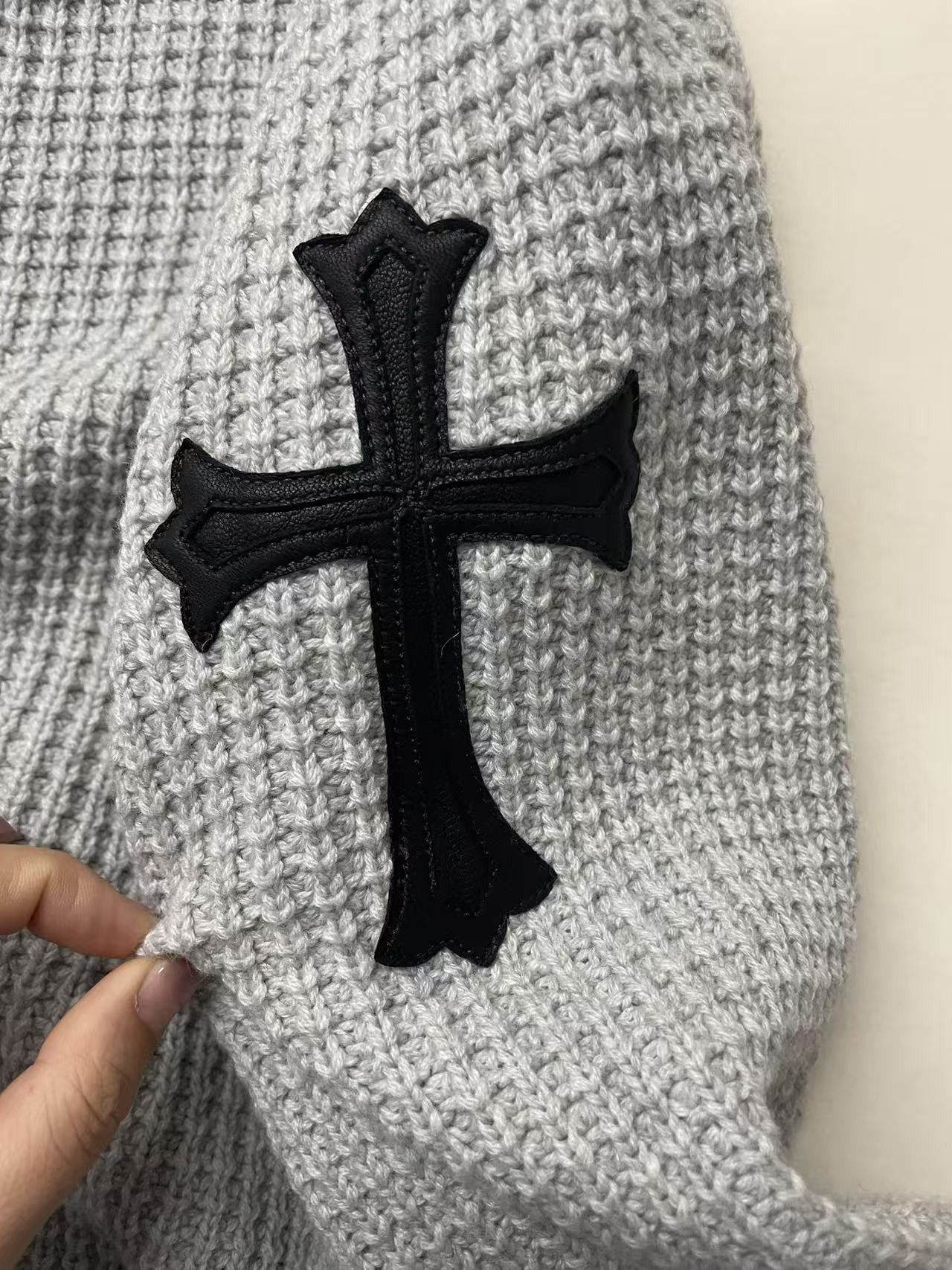 Chrome Hearts Chrome Hearts Cashmere Waffle Cross Patch Cardigan Sweater Size S / US 4 / IT 40 - 4 Thumbnail