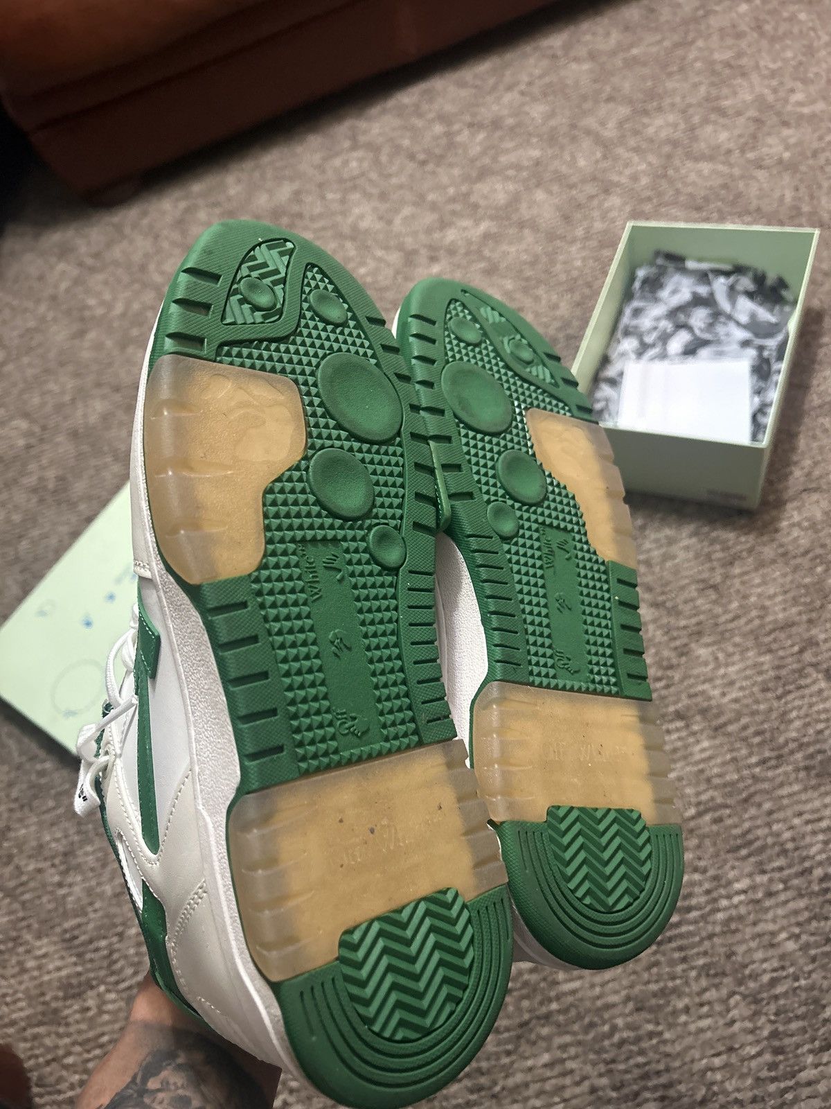 Off-White Off-White Out of Office Size US 10.5 / EU 43-44 - 5 Thumbnail