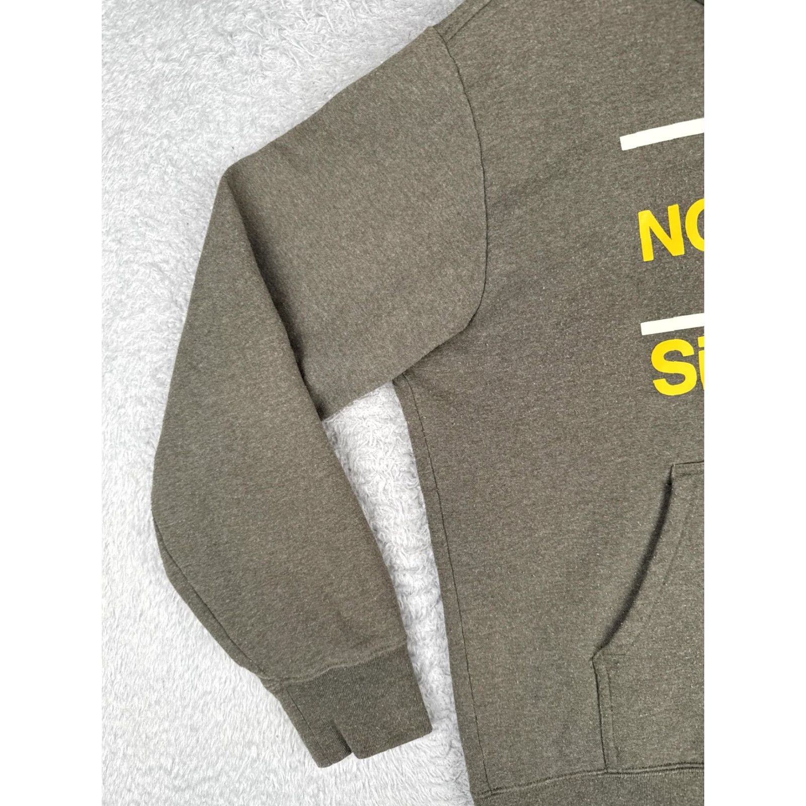 The North Face VINTAGE The North Face Hoodie Mens Large Gray Since 1968 Graphic Pullover Sweater Size US L / EU 52-54 / 3 - 3 Thumbnail