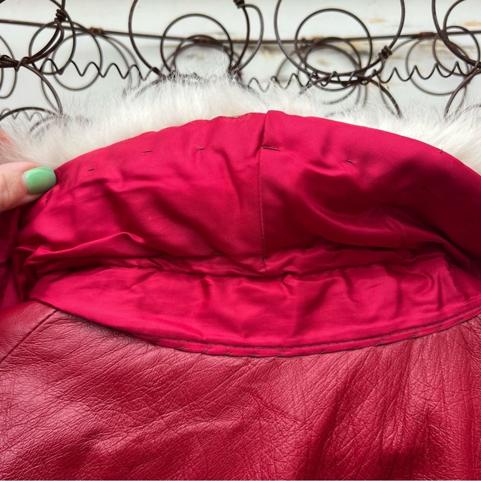 Vintage 60s 70s Red Leather Silver Fox Fur Mrs Claus Trench Coat Size XL / US 12-14 / IT 48-50 - 7 Thumbnail