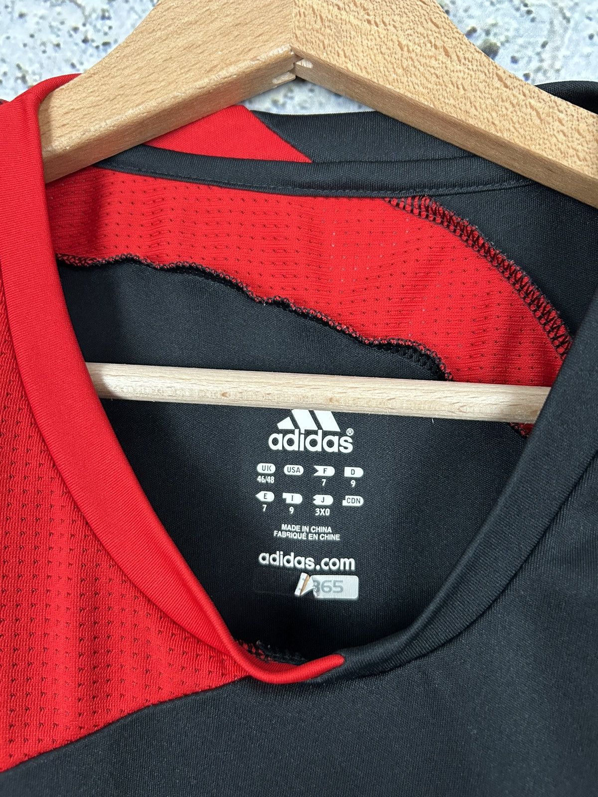 Adidas Vintage Liverpool FC Adidas Soccer Jersey Football Size US XL / EU 56 / 4 - 7 Thumbnail