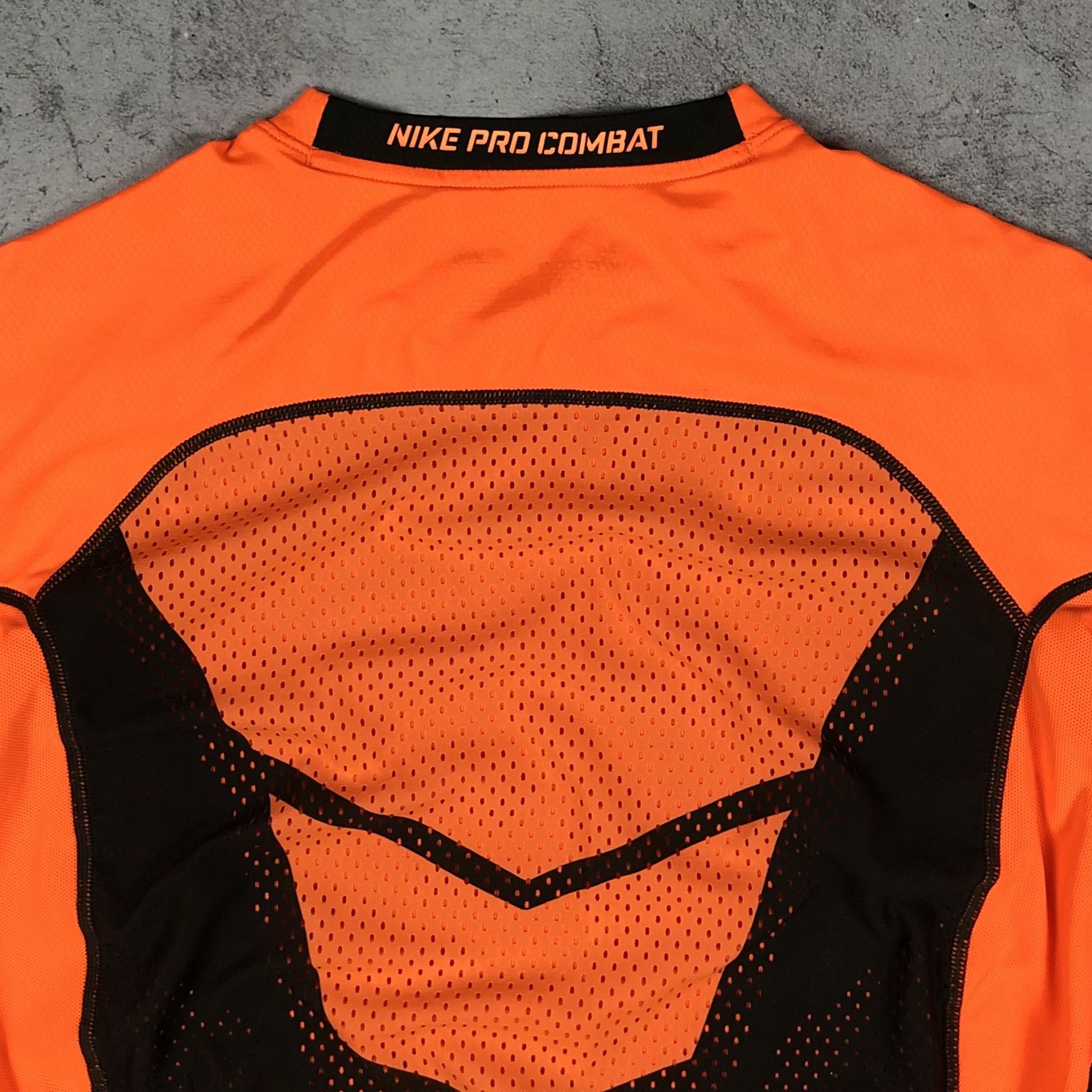 Nike Nike Pro Combat Dri-Fit Compression Tee Hypercool Size US L / EU 52-54 / 3 - 16 Thumbnail