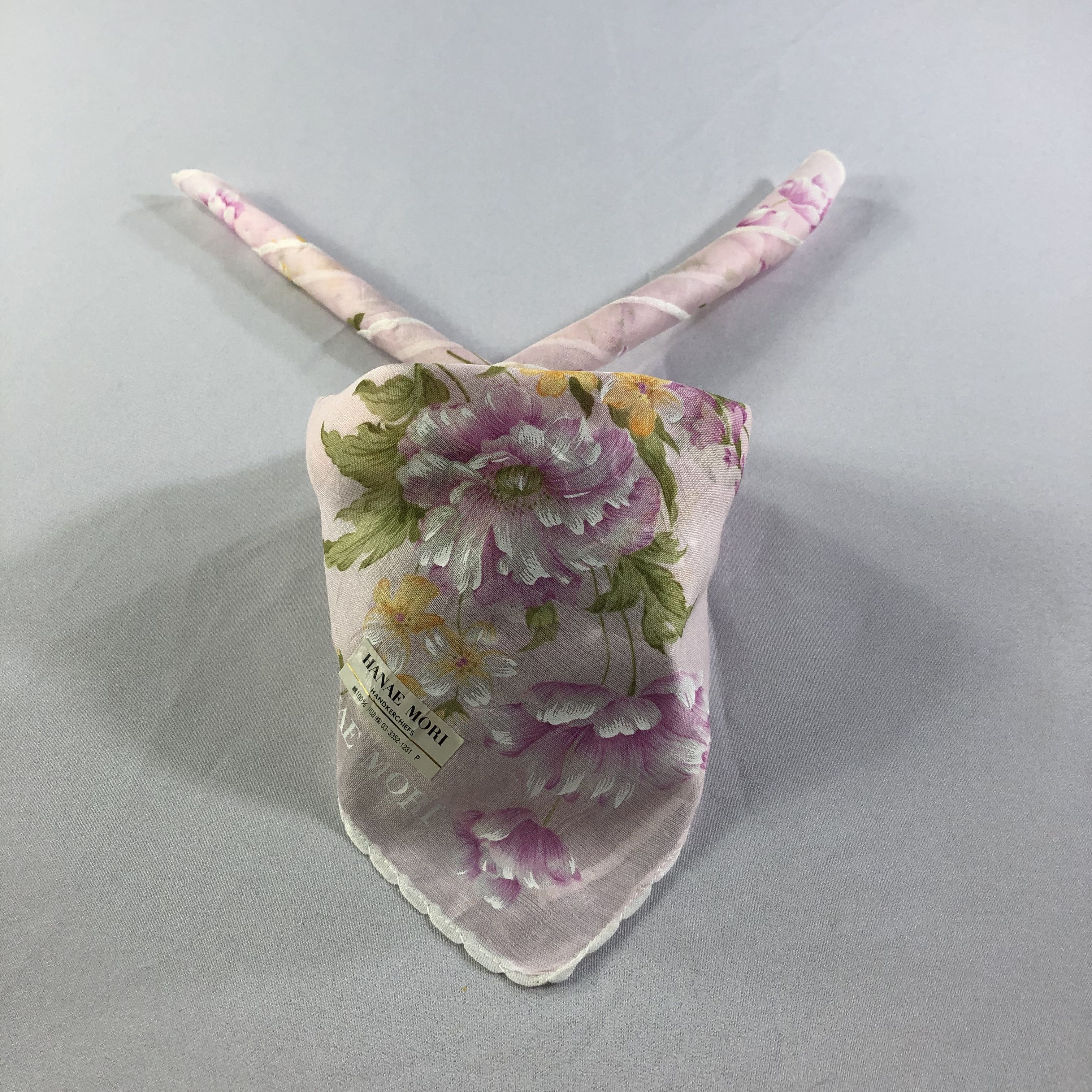Hanae Mori × Japanese Brand × Vintage Hanae Mori Handkerchief Neckerchief Bandana H2039 Size ONE SIZE - 1 Thumbnail