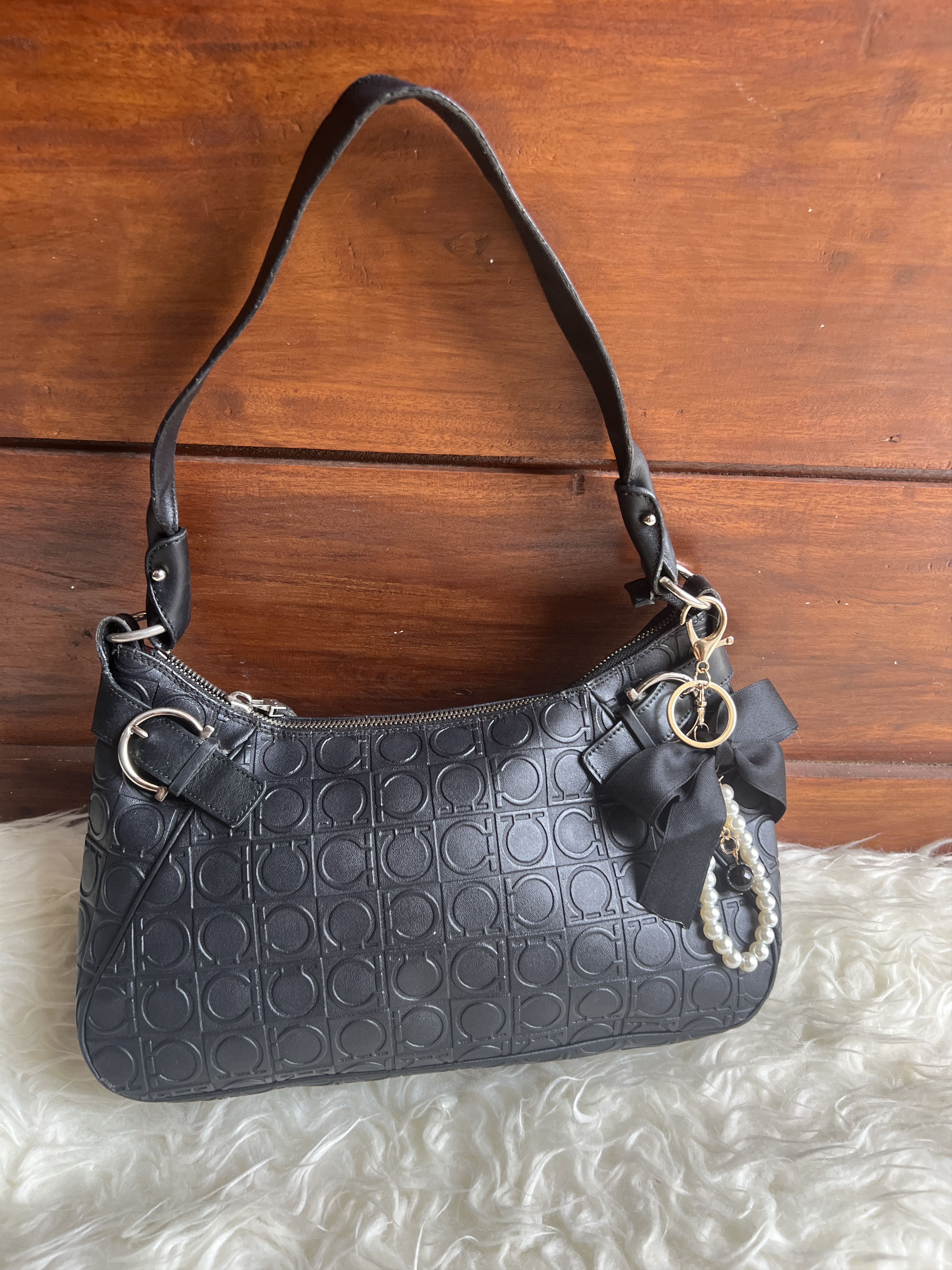 Authentic Salvatore Ferragamo Gancini Black Shoulder Bag, Women's