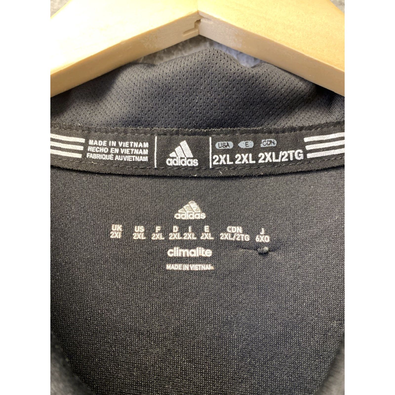 Adidas VINTAGE Adidas Men Short Sleeve Polo Shirt Climalite 2XL Activewear Black Size US XXL / EU 58 / 5 - 4 Thumbnail