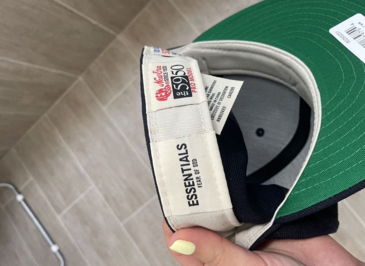 Fear of God × New Era 7 5/8 New Era Fear of God Essentials Fitted Cap Size ONE SIZE - 5 Thumbnail