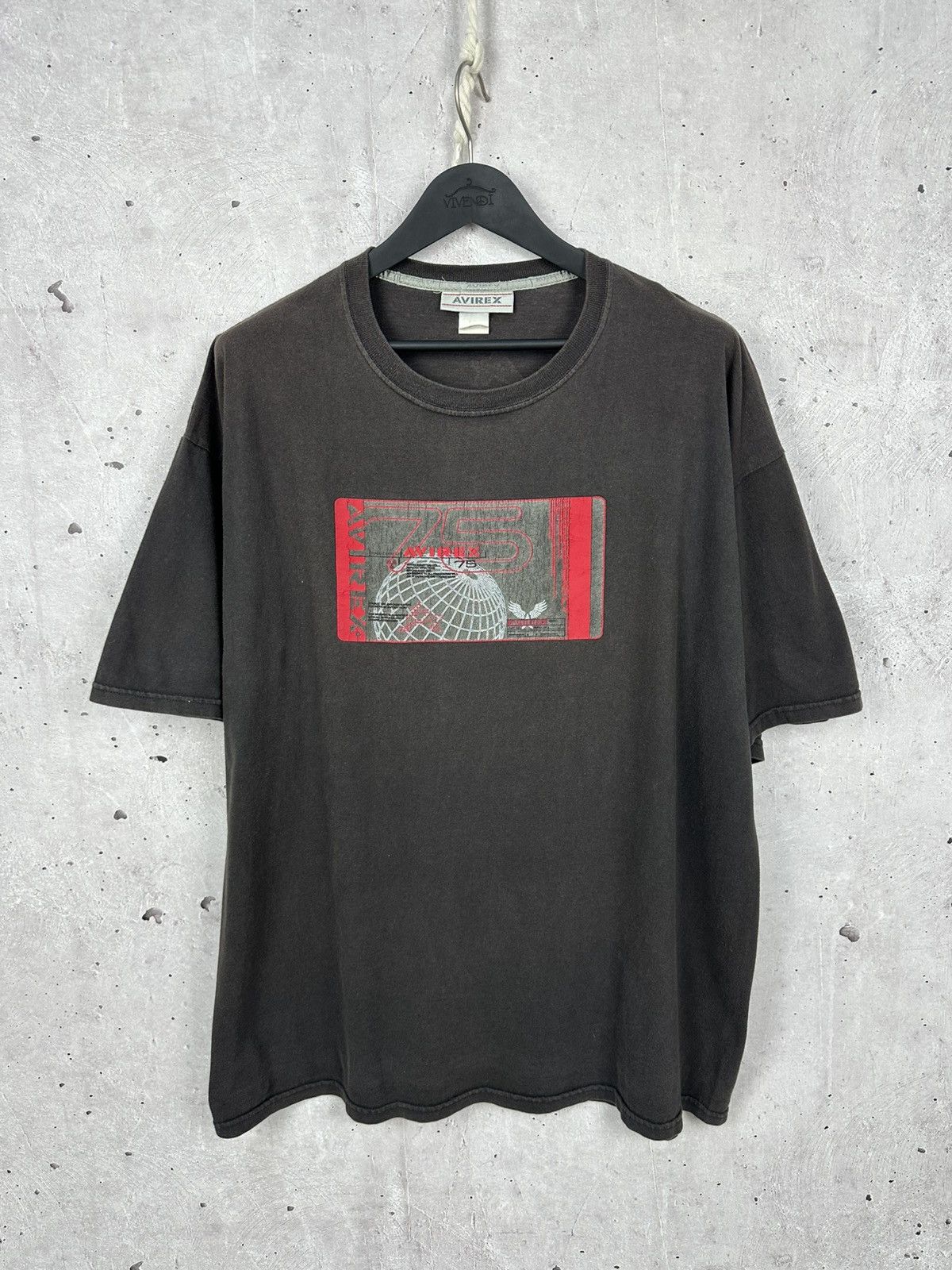 Avirex Vintage Avirex Made in USA Printed Brown T-shirt Size US XXL / EU 58 / 5 - 1 Thumbnail