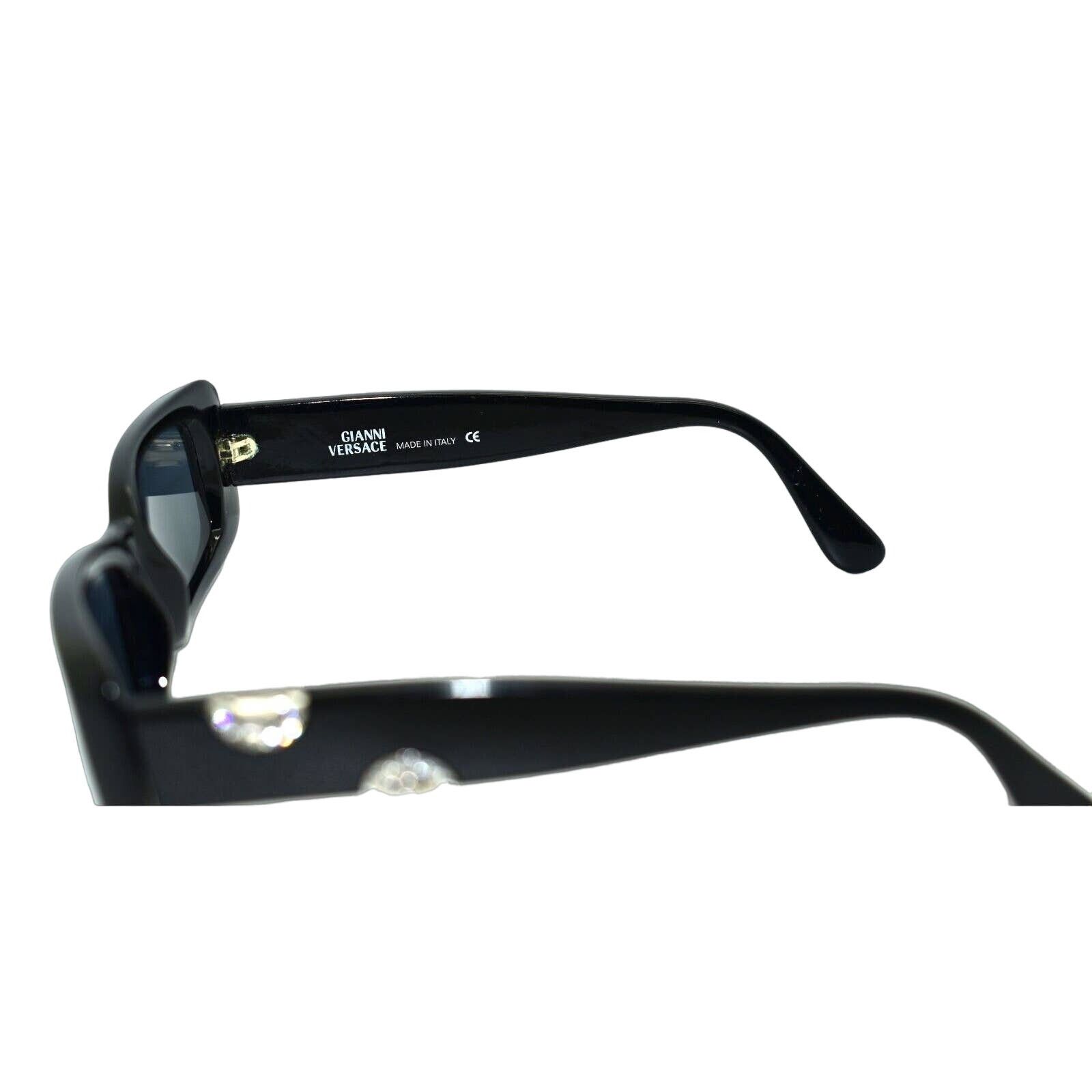 Versace GIANNI VERSACE Vintage Medusa Black 249/H Col 852 Sunglasses Size ONE SIZE - 8 Thumbnail