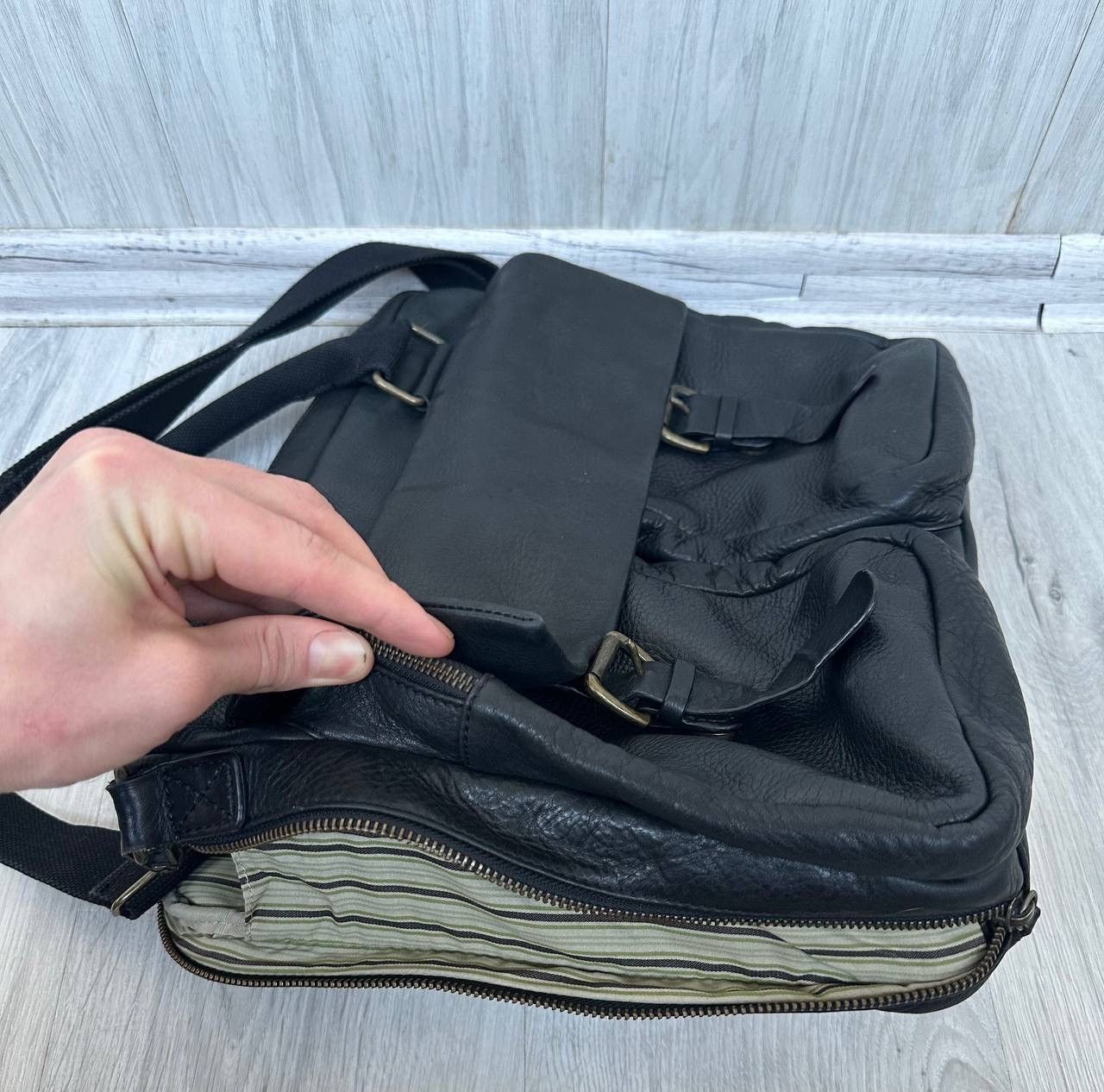 Leather Ted Baker 100% Genuine Leather Satchel Crossbody Work Bag Size ONE SIZE - 9 Thumbnail