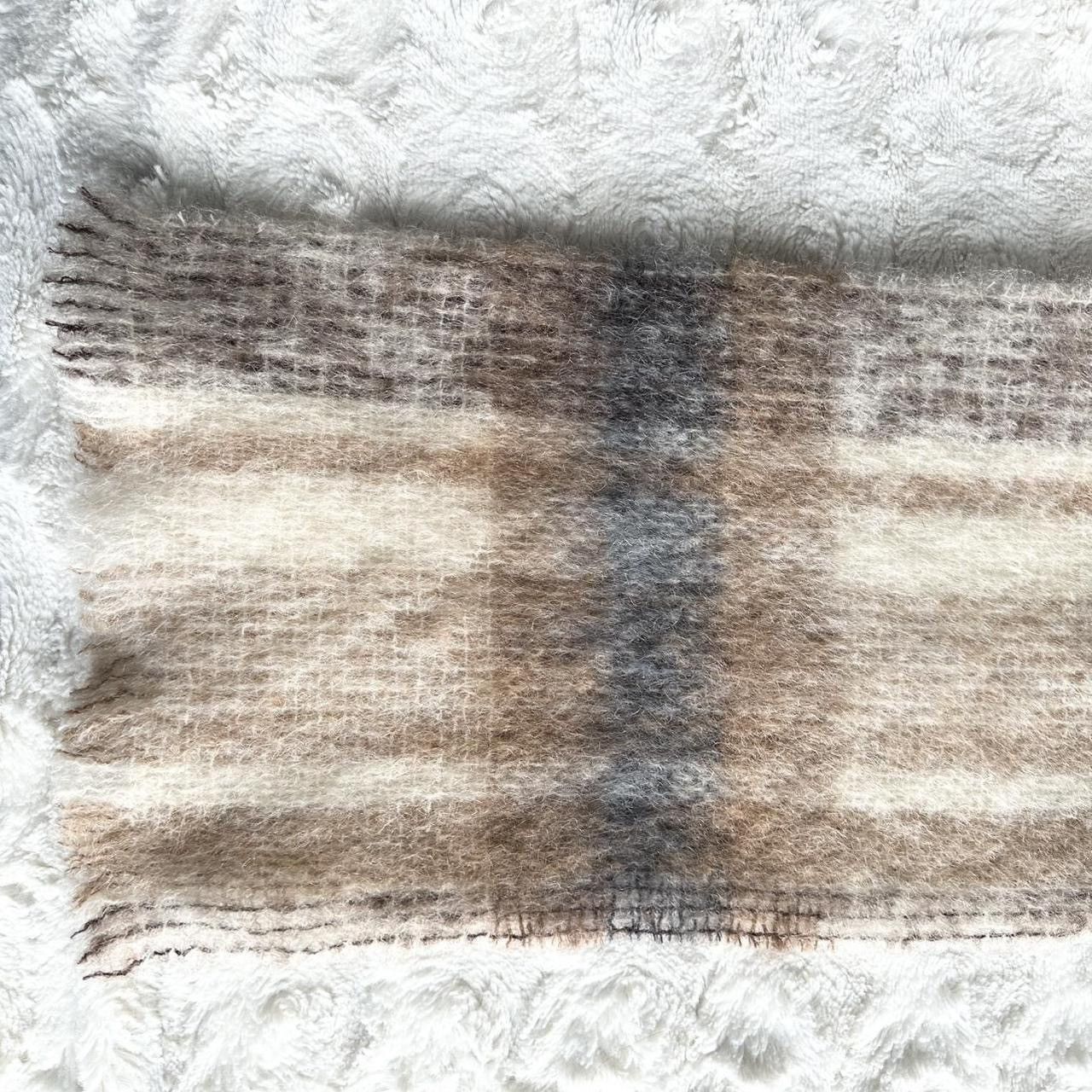 Other Donegal Design Scarf Beige Mohair Wool Plaid Irish Ireland Size ONE SIZE - 7 Thumbnail