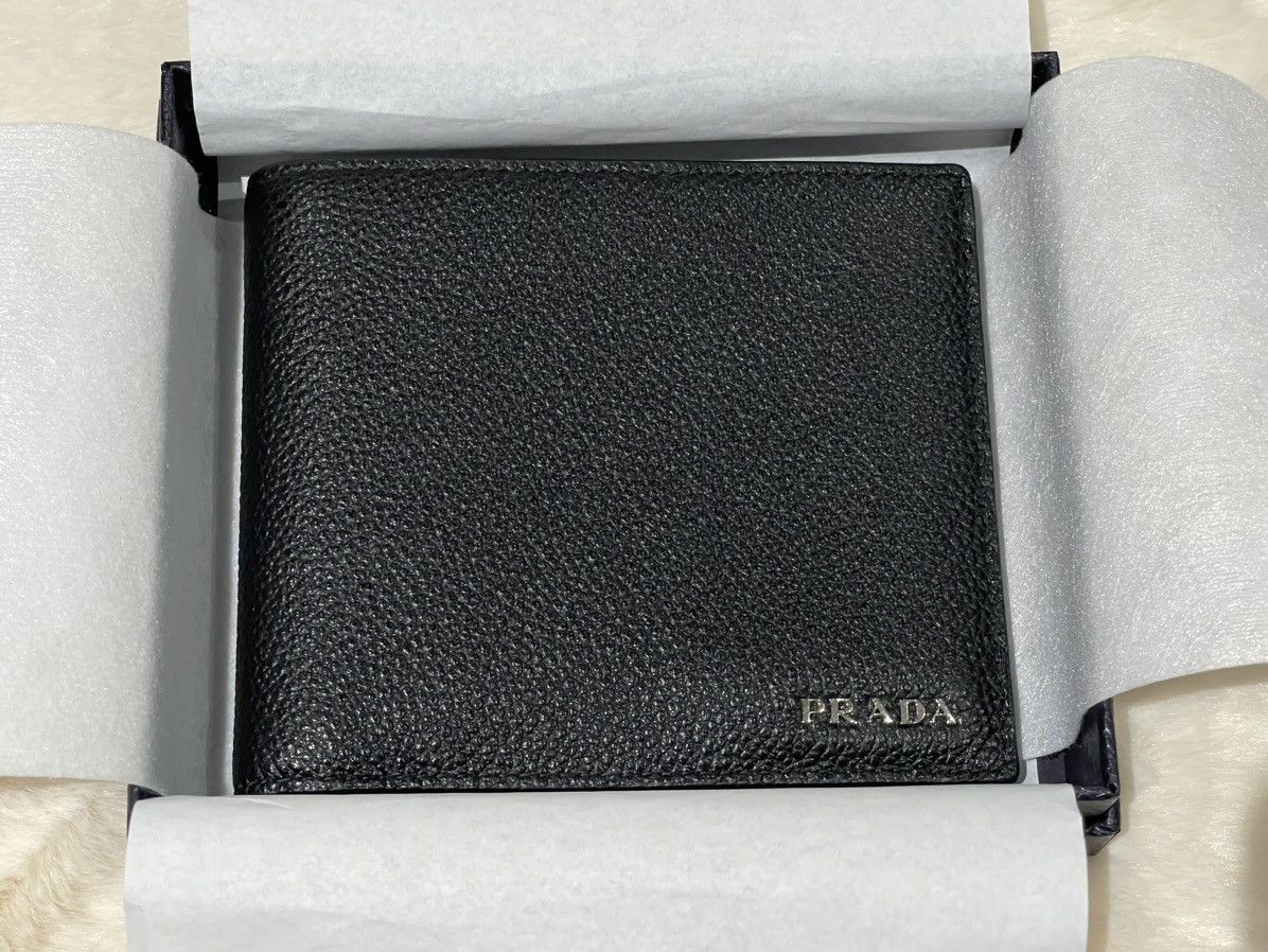 image of Prada Nero Black Vitello Bifold Wallet, Men's