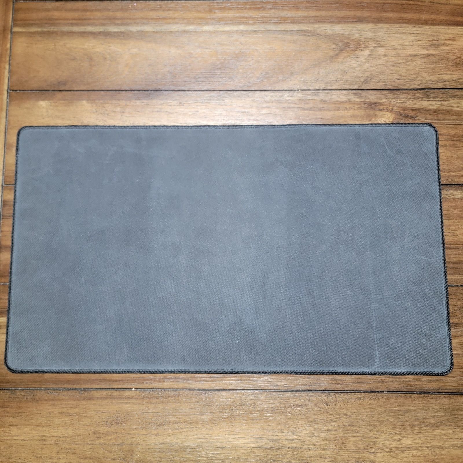 Other Juice Wrld Rubber Desk Mat "Legends Never Die" - 14" x 24" Size ONE SIZE - 2 Thumbnail