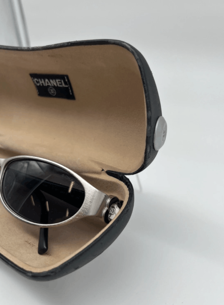 Chanel CHANEL Sunglasses 4166 Rimless Rhinestone 4017 Shields RI832 Size ONE SIZE - 4 Thumbnail