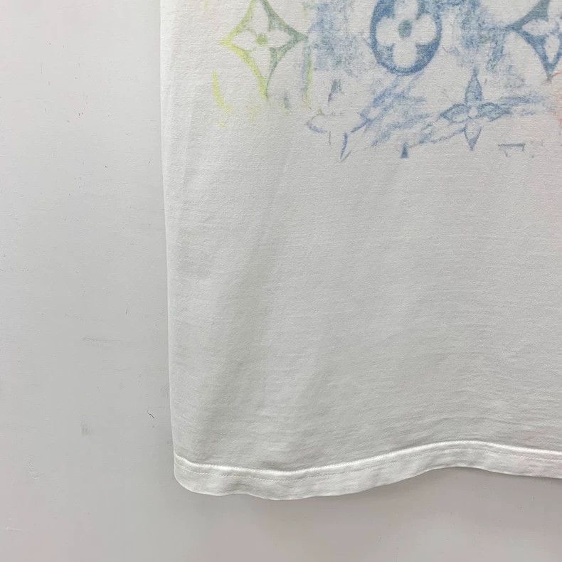 Louis Vuitton Louis Vuitton White logo printed cotton crew neck short sl Size US L / EU 52-54 / 3 - 4 Thumbnail