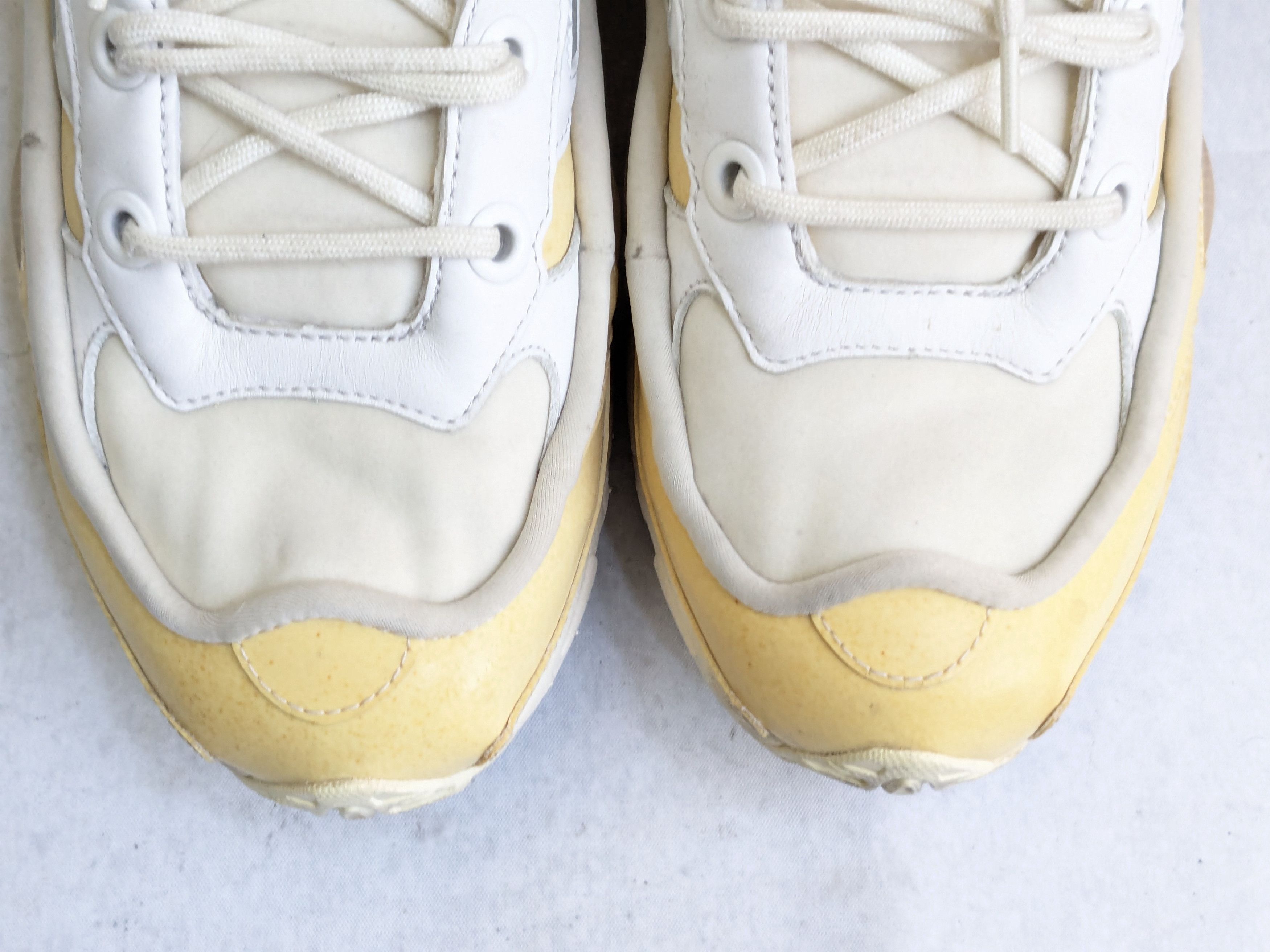 Adidas × Raf Simons Adidas x raf simons ozweego bunny cream 9 Size US 9 / EU 42 - 2 Thumbnail