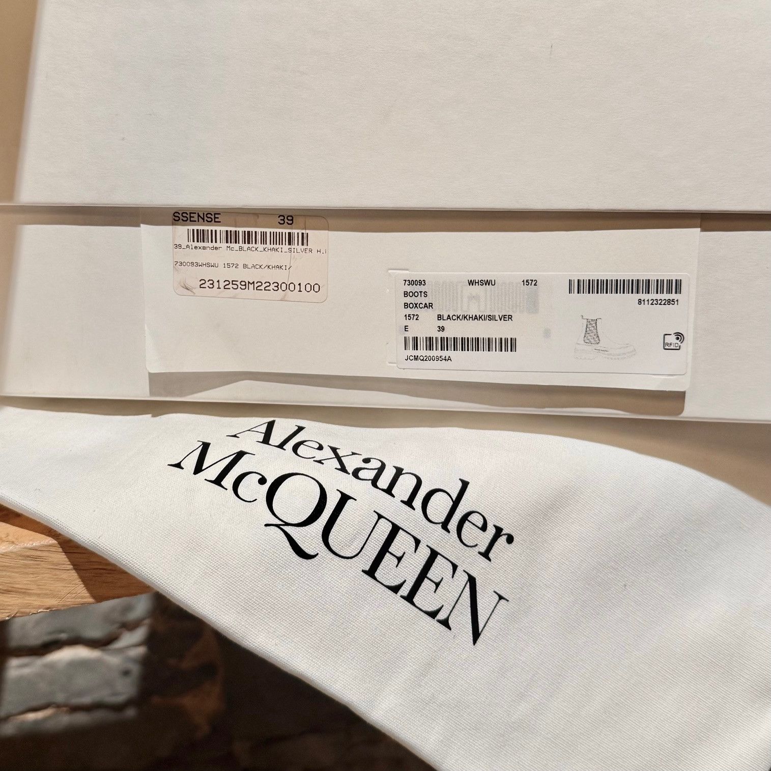 Alexander McQueen Alexander McQueen Black Leather Khaki Tread Chelsea Boots Size US 6 / EU 39 - 14 Thumbnail