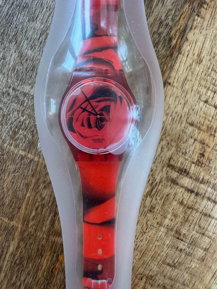 Swatch Swatch The Rose GR136 1992 - Perfect Mother’s Day Gift Size ONE SIZE - 1 Thumbnail