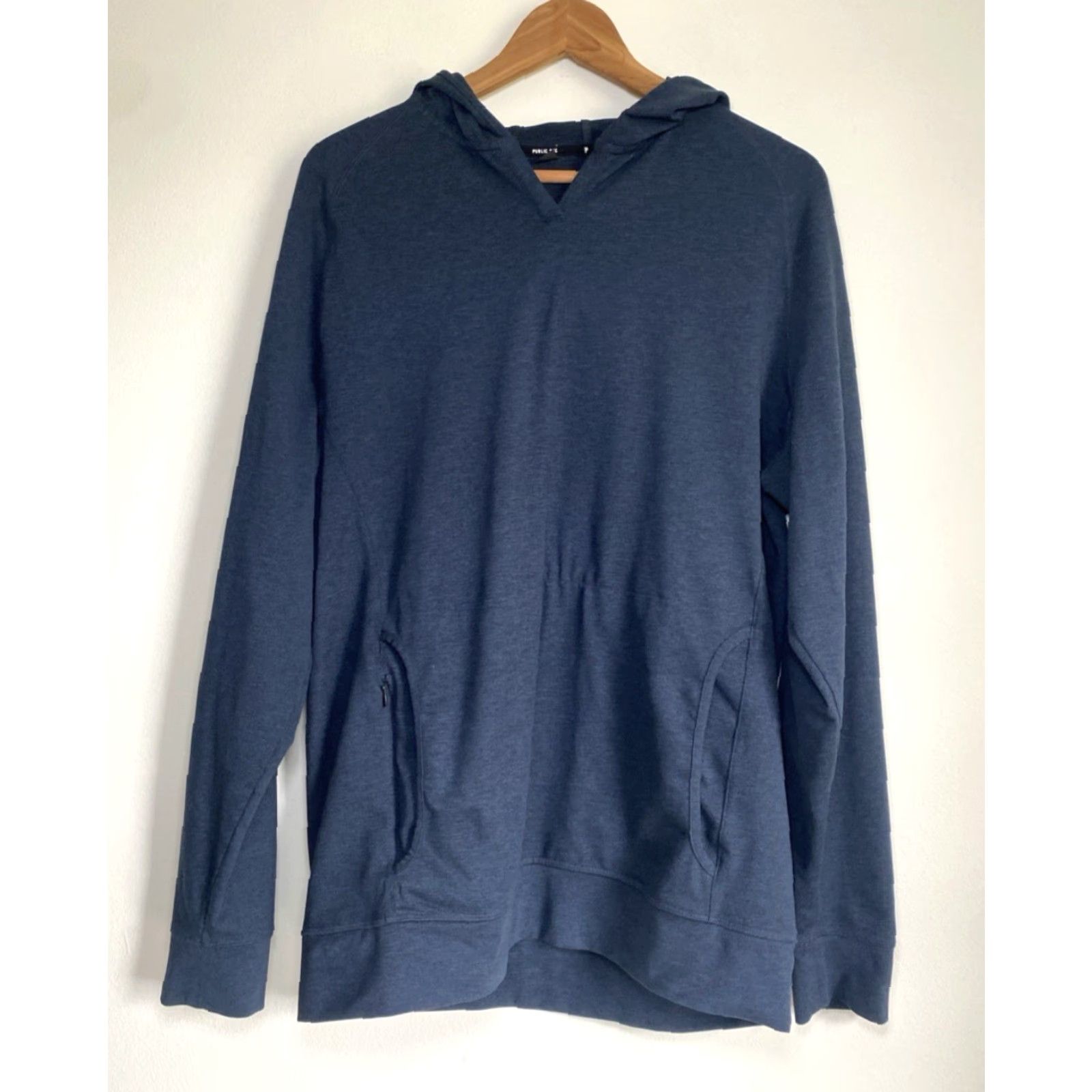 Vintage Public Rec Men’s Politan Hoodie in Midnight L Hoodie Men’s Blue Politan Midnight L Public Rec City Sports Hooded Sweatshirt Mens Size US L / EU 52-54 / 3 - 2 Thumbnail