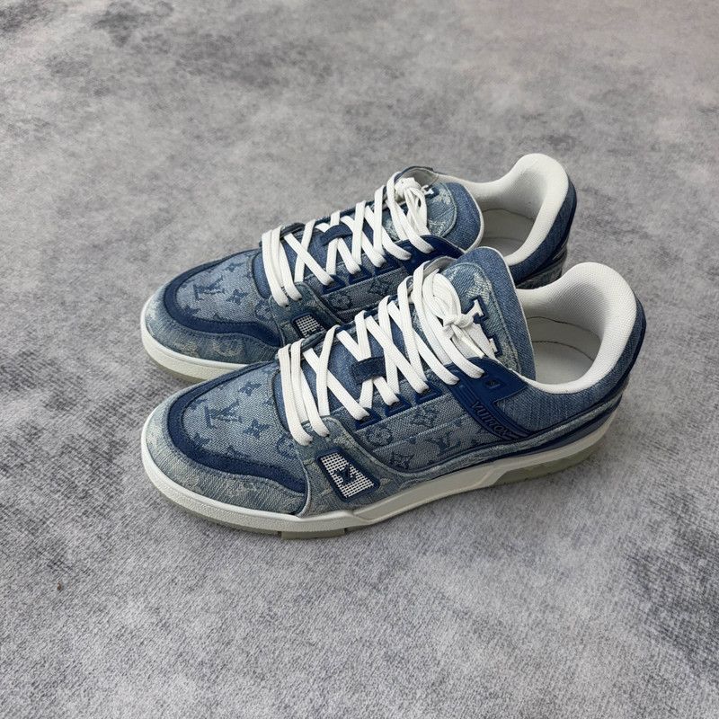 Louis Vuitton Louis Vuitton Blue Denim Low Top Sneakers 0079 Size US 10 / EU 43 - 1 Thumbnail