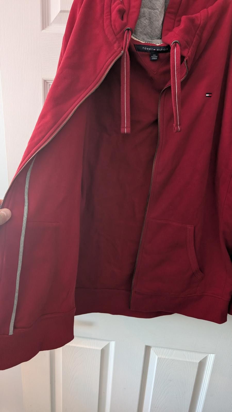 Tommy Hilfiger Tommy Hilfiger Men’s Full Zip Hoodie Red Fleece Size XXL Size US XXL / EU 58 / 5 - 10 Thumbnail