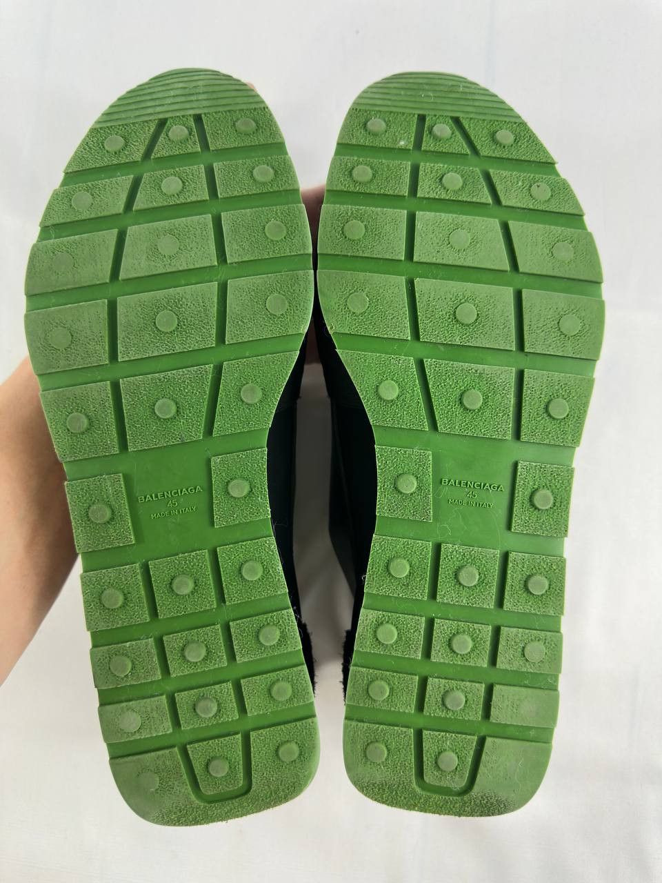 Balenciaga Balenciaga Elastic Race Runner Sneakers Size US 12 / EU 45 - 11 Thumbnail