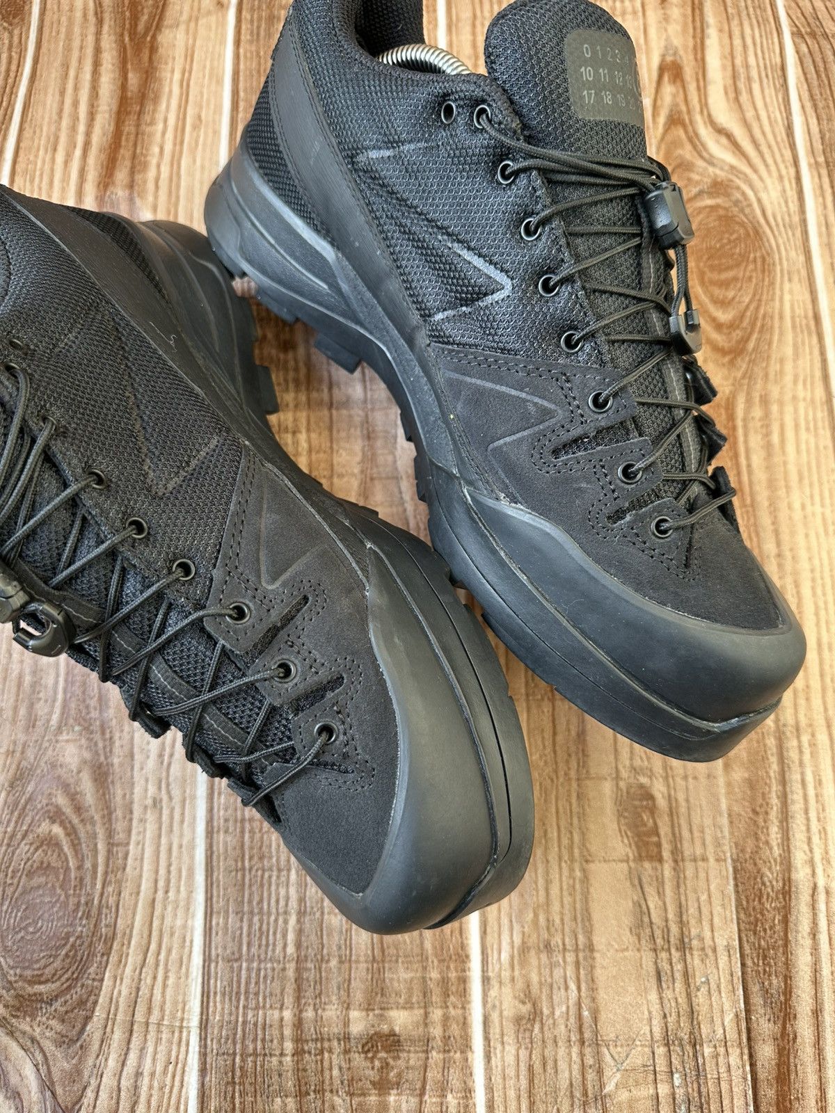 Maison Margiela × Salomon Maison Margiela x Salomon X-ALP Black Size US 9.5 / EU 42-43 - 6 Thumbnail