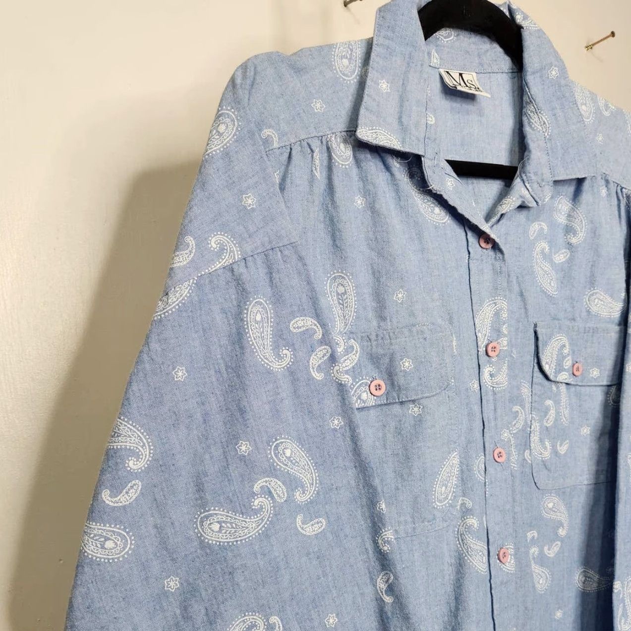 Gloverall VINTAGE Paisley Button Shirt Ms Russ USA Made Blue Unisex Adults L Regular 70s 80s Groovy Button-Up Size L / US 10 / IT 46 - 3 Thumbnail