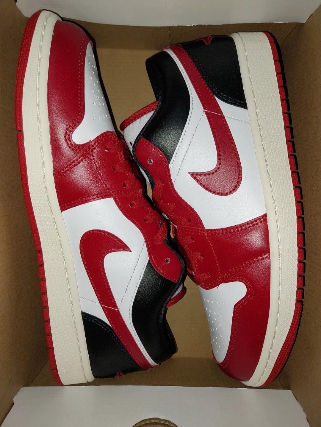 Jordan Brand Air Jordan 1 Low Size US 11 / EU 44 - 1 Thumbnail