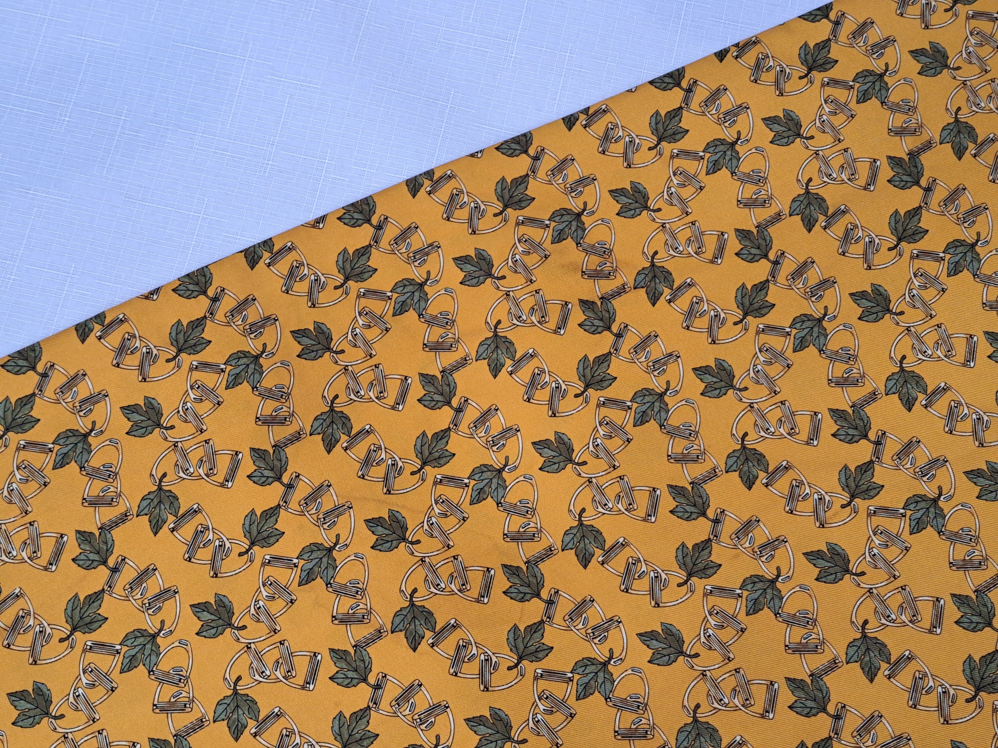 Celine CELINE vintage 1980 silk scarf. Made in Italy Size ONE SIZE - 17 Thumbnail