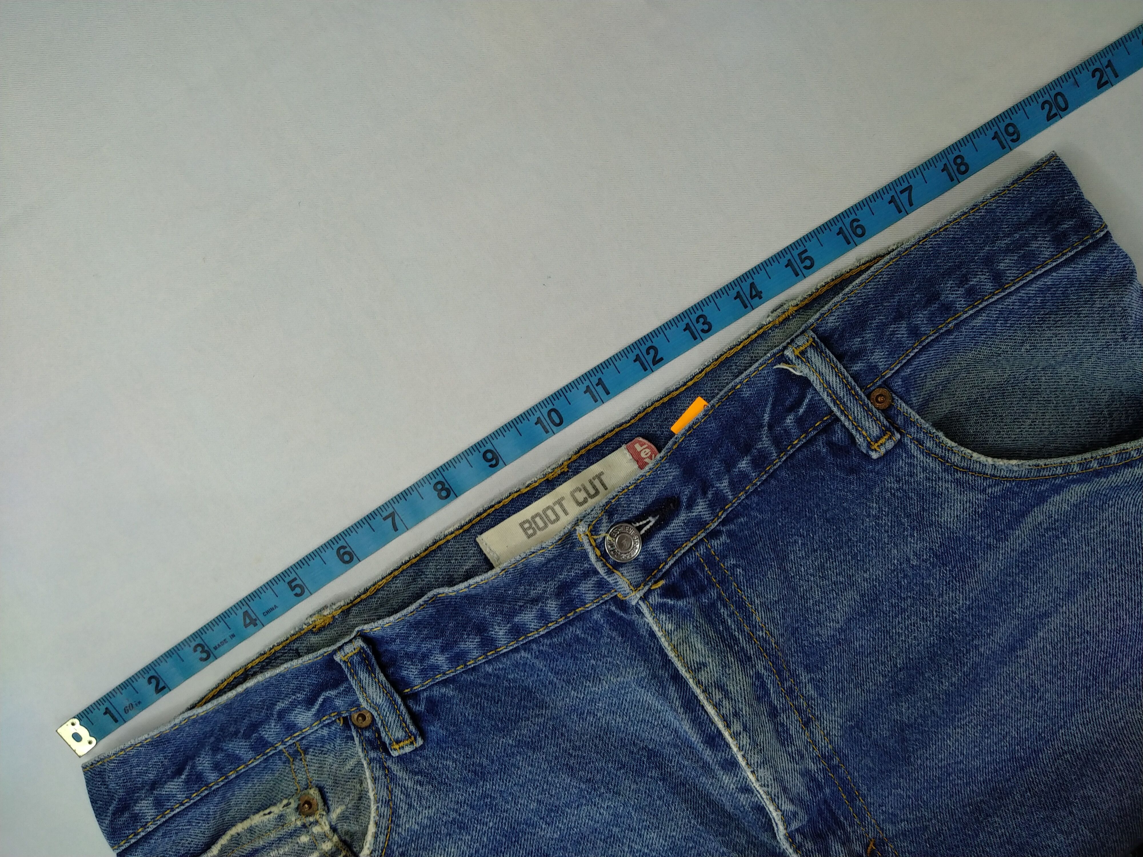 Levi's Boot Cut Vintage Levi's 517 Jeans 39x34.5 Denim -JN1038 Size US 39 - 5 Thumbnail