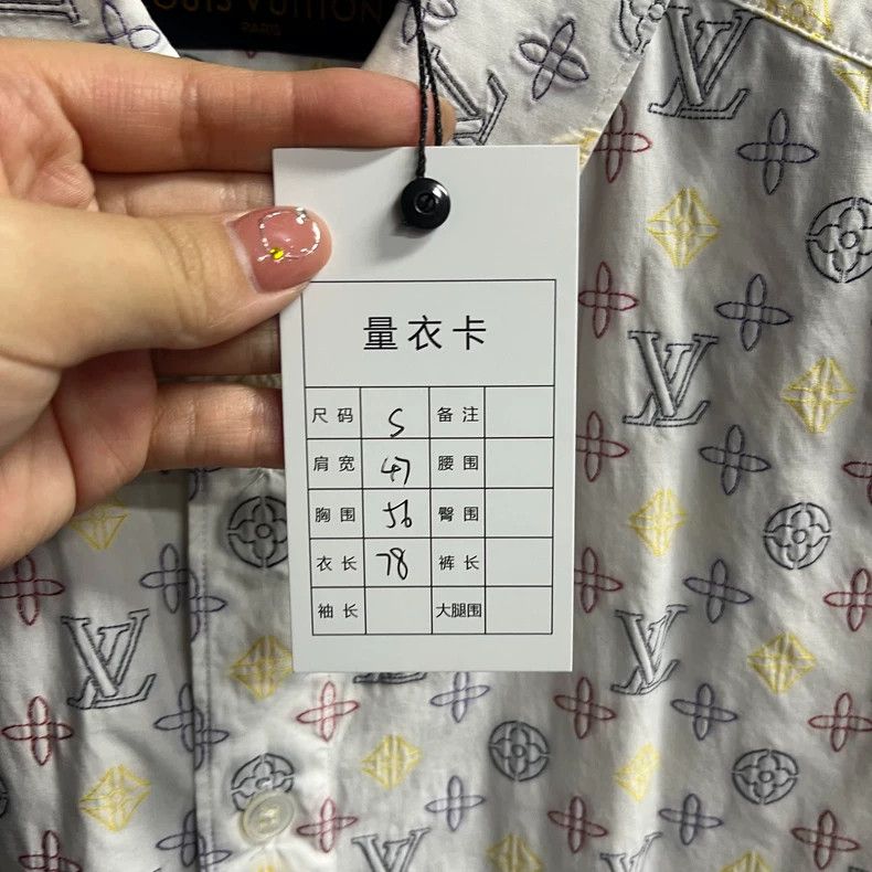 Louis Vuitton LOUIS VUITTON White printed casual cotton square-neck long- Size US S / EU 44-46 / 1 - 4 Thumbnail