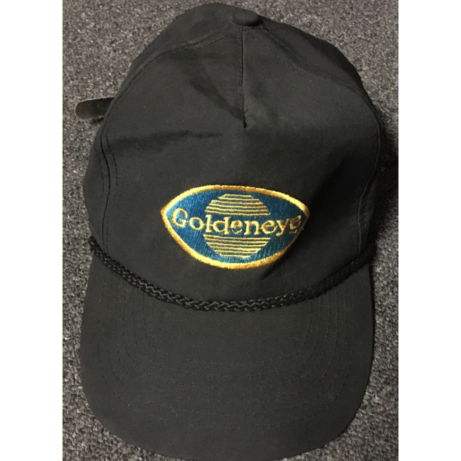 Vintage VINTAGE Goldeneye Strapback Hat Trucker Biker Workwear Grunge Punk Skate USA Men Adjustable Black Hat Size ONE SIZE - 2 Thumbnail