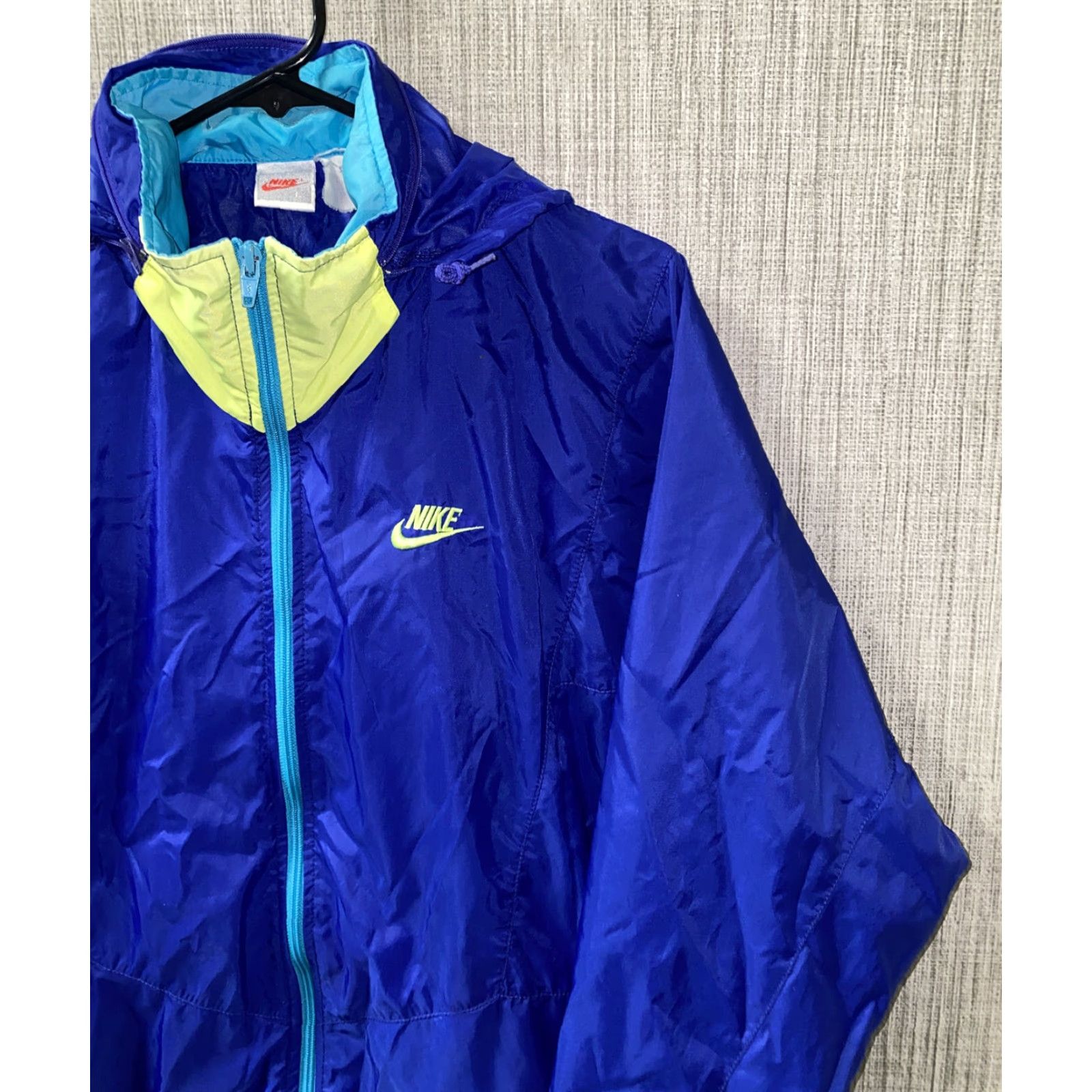 Nike VINTAGE Nike Women’s Full Zip Rain Jacket Size Large Purple Nylon Casual Women Size L / US 10 / IT 46 - 2 Thumbnail