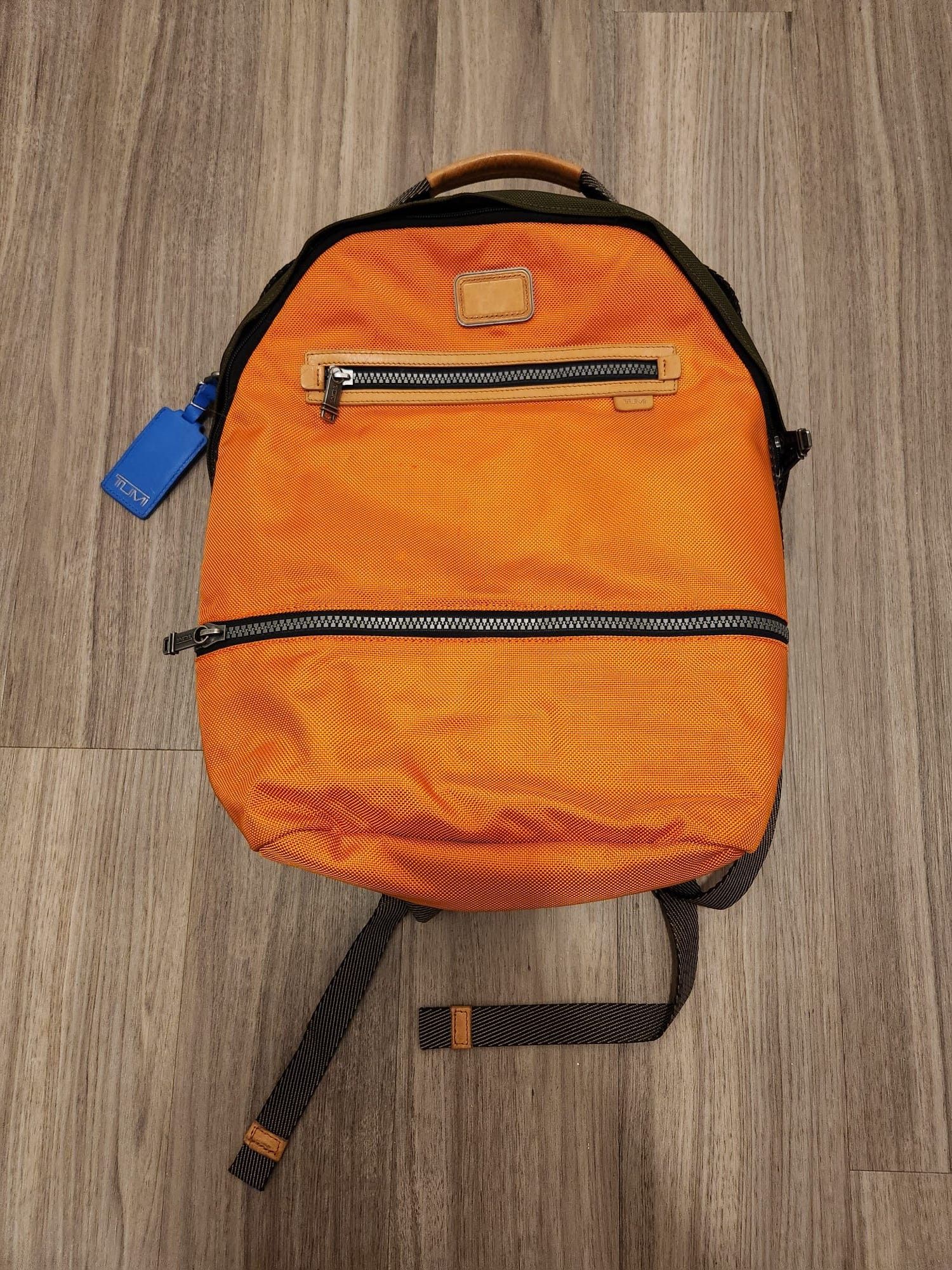 10kg travel backpack Tolaccea T10 32L Travel Laptop Backpack