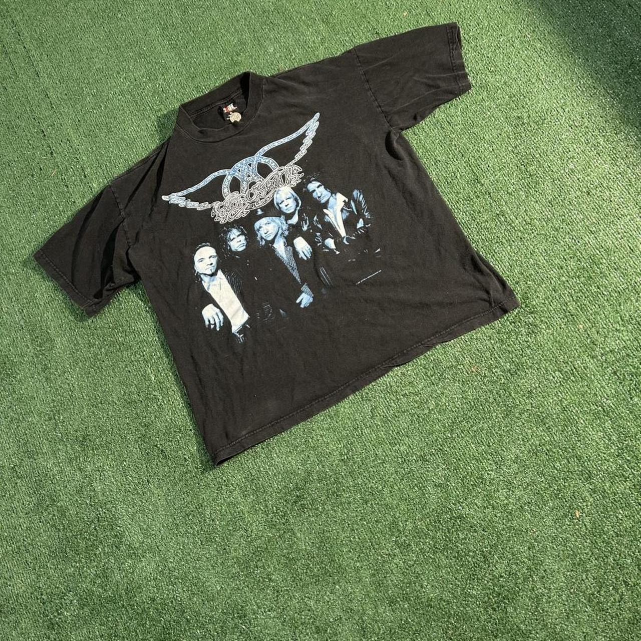 Giant insane grail 1997 Aerosmith Nine lives world tour tee Size US L / EU 52-54 / 3 - 2 Thumbnail